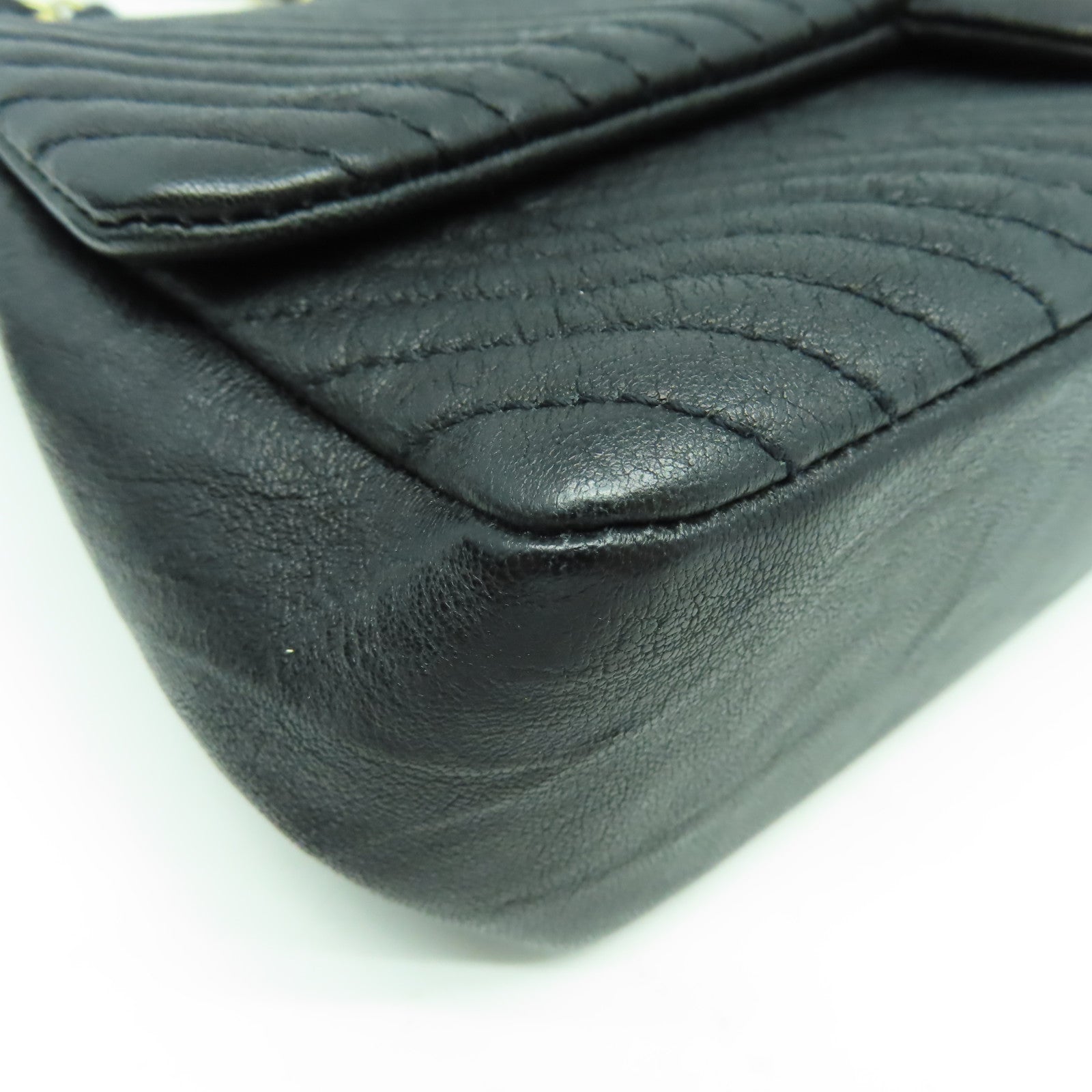 CHANEL 斜紋牛皮皮革Chain Shoulder金扣鏈帶肩背袋黑色