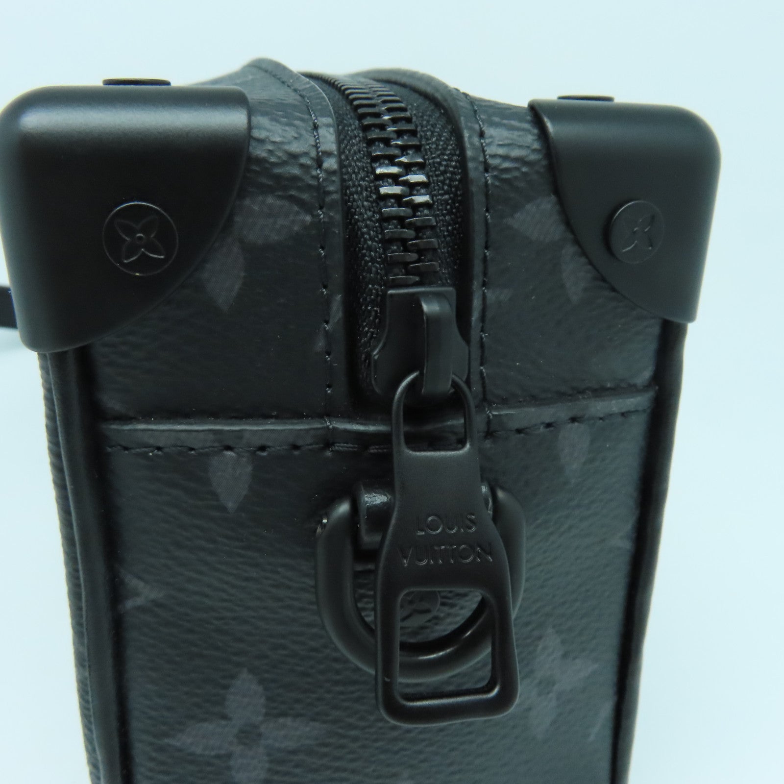LOUIS VUITTON Monogram Eclipse Mini Soft Trunk肩背袋黑色