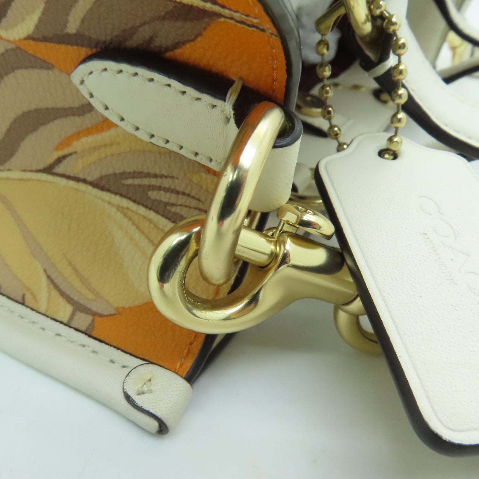 COACH Cowhide Leather 2way Shoulder Bag Gold Buckle Handle Shoulder Bag White/Orange