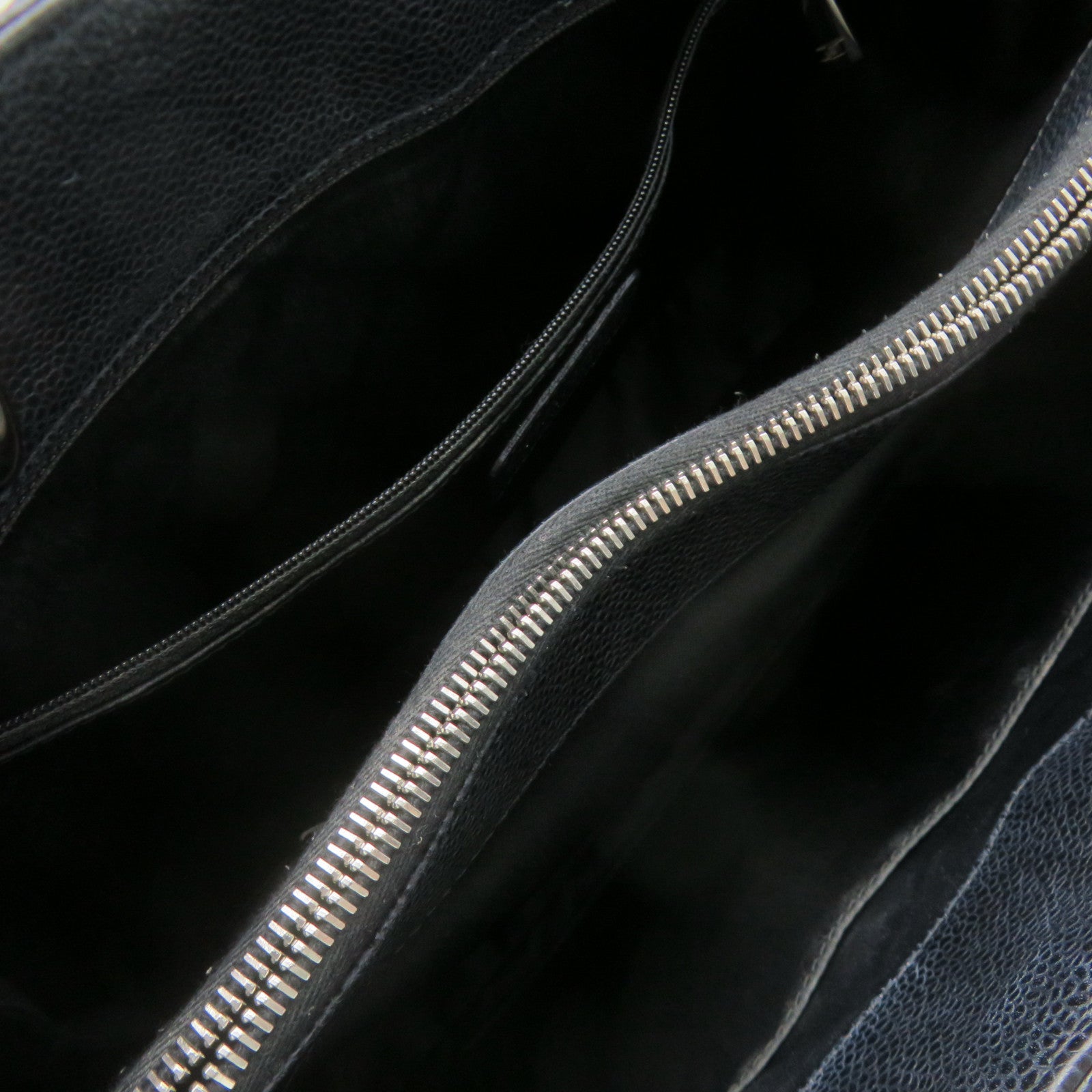 CHANEL Rhombus Caviar Leather GST Chain Shoulder Bag Silver Buckle Chain Belt Shoulder Bag Black
