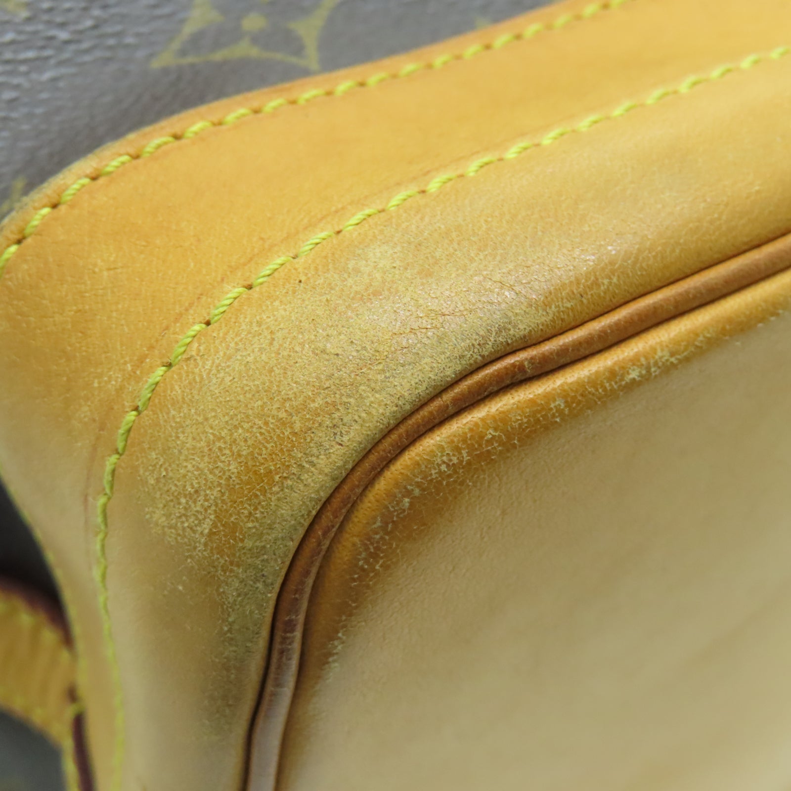 LOUIS VUITTON Monogram Noe金扣肩背袋棕色