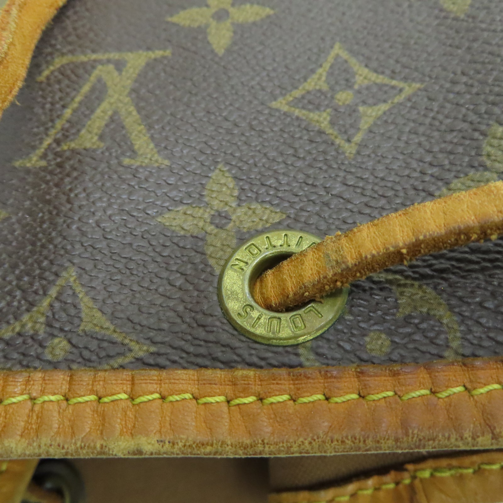 LOUIS VUITTON Monogram Noe金扣肩背袋棕色
