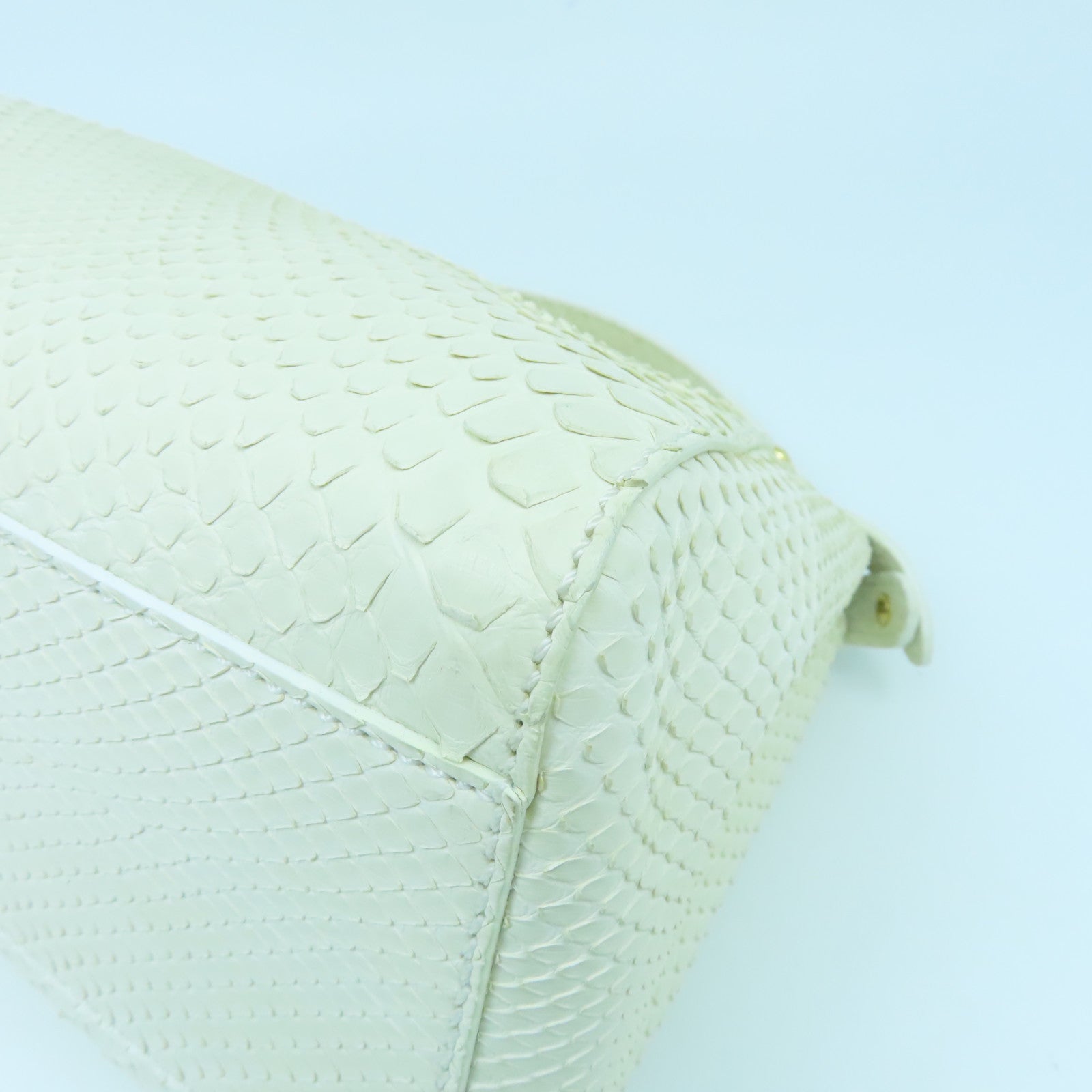 FENDI Snakeskin Leather Mini Peekaboo Gold Buckle Handle Shoulder Bag White