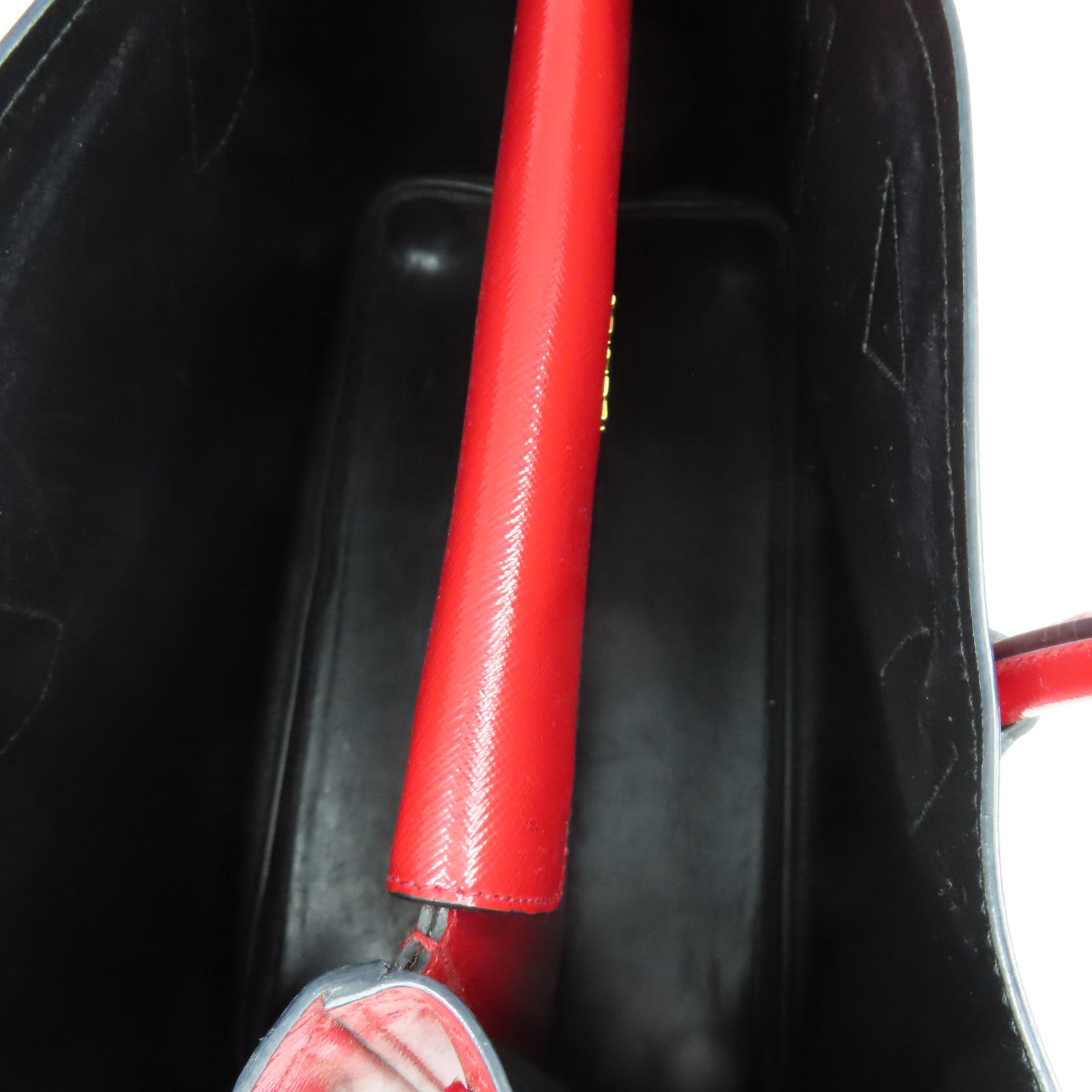 PRADA Saffiano Vernice皮革Handbag金扣手挽袋紅色