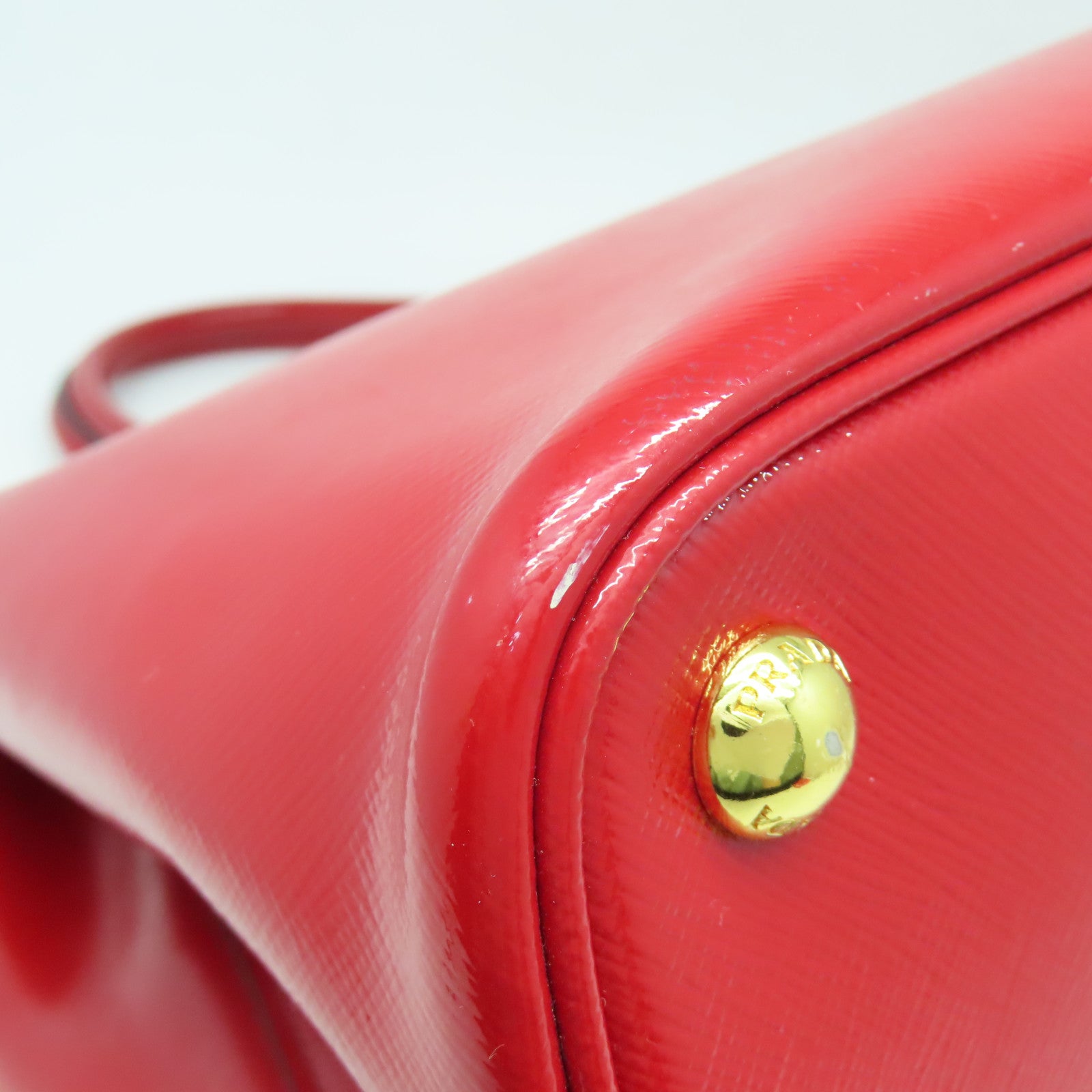PRADA Saffiano Vernice皮革Handbag金扣手挽袋紅色