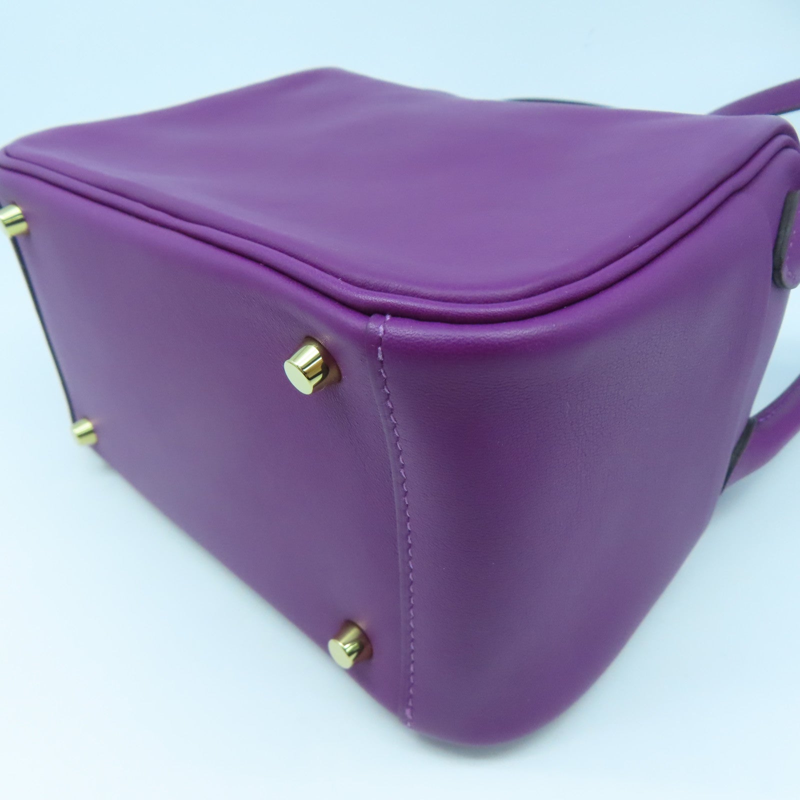 HERMES Swift Leather Mini Lindy Gold Buckle Handle Shoulder Bag Purple