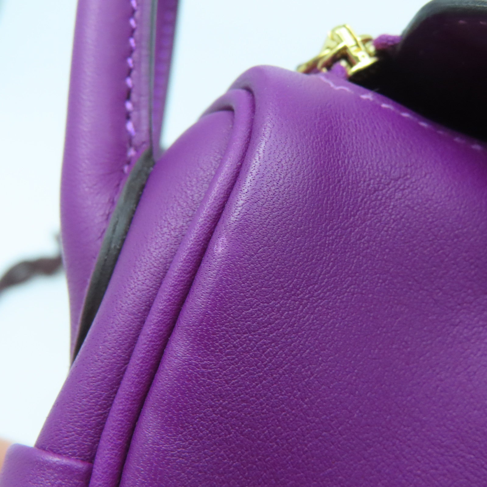 HERMES Swift Leather Mini Lindy Gold Buckle Handle Shoulder Bag Purple