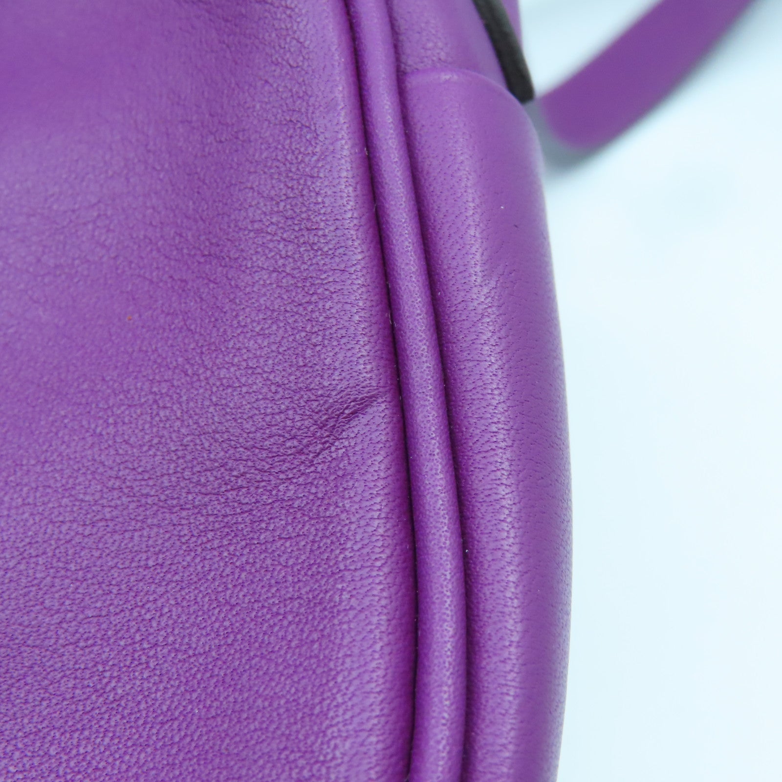 HERMES Swift Leather Mini Lindy Gold Buckle Handle Shoulder Bag Purple