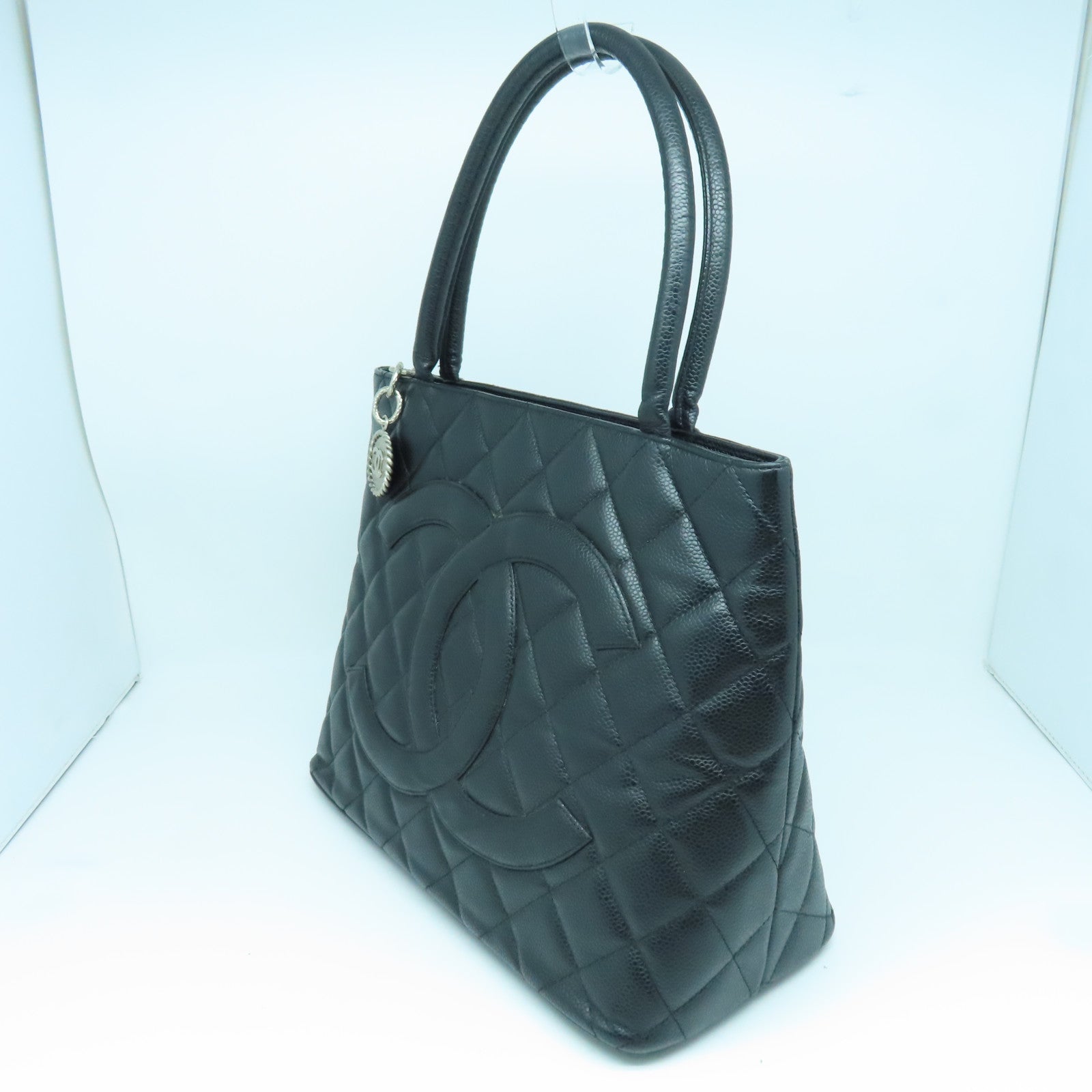 CHANEL 菱格Caviar皮革Handbag銀扣手挽袋黑色