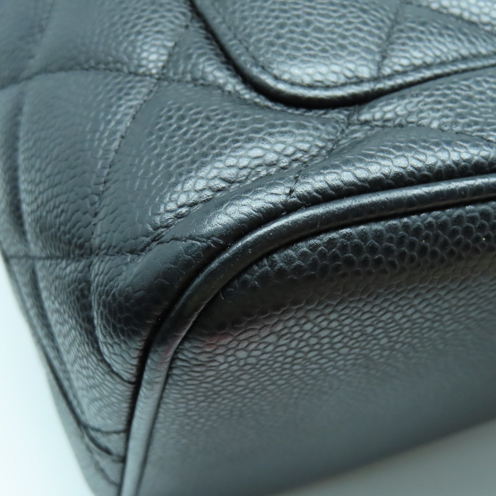 CHANEL 菱格Caviar皮革Handbag銀扣手挽袋黑色