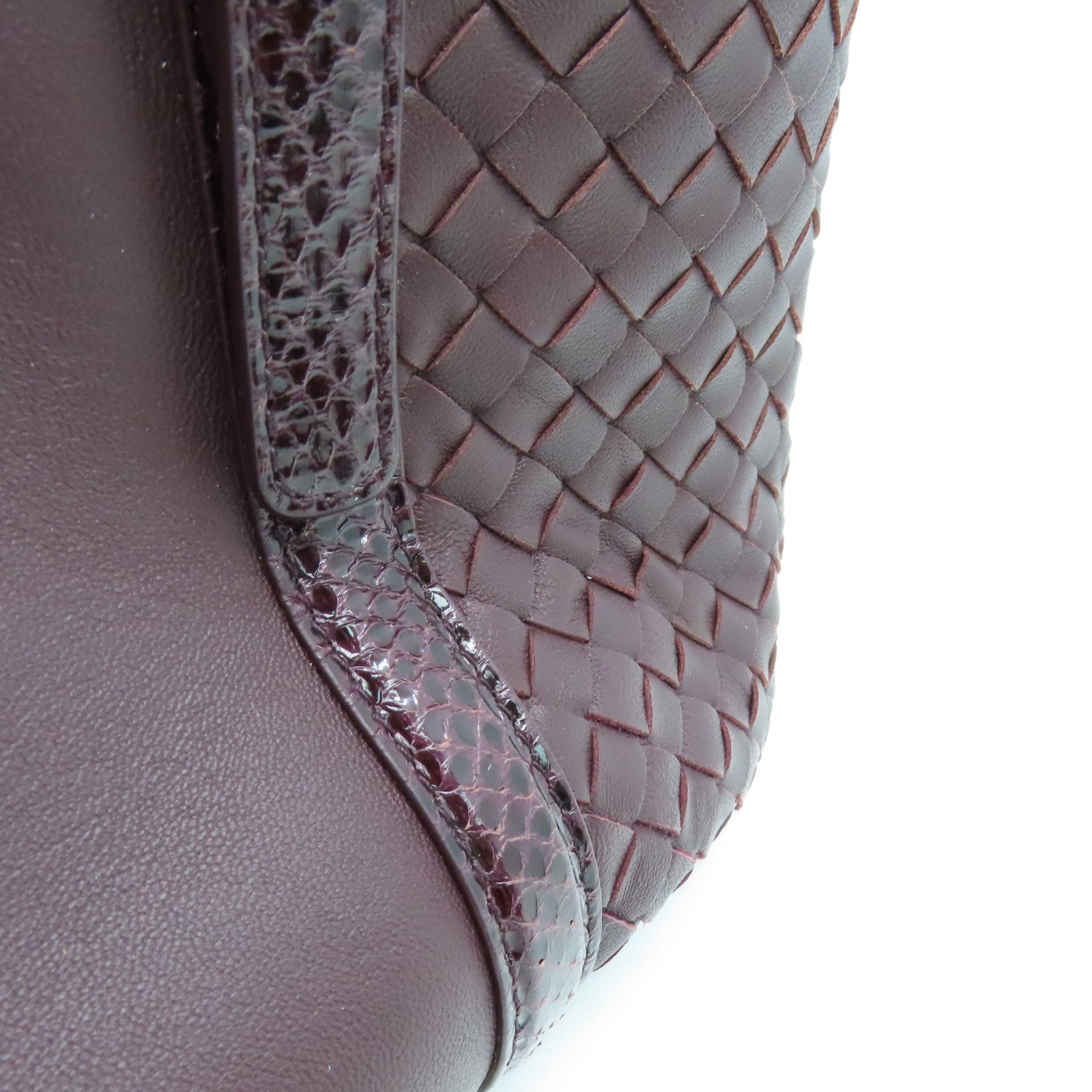 BOTTEGA VENETA 蛇皮皮革/织纹皮革Handbag手挽袋酒红色