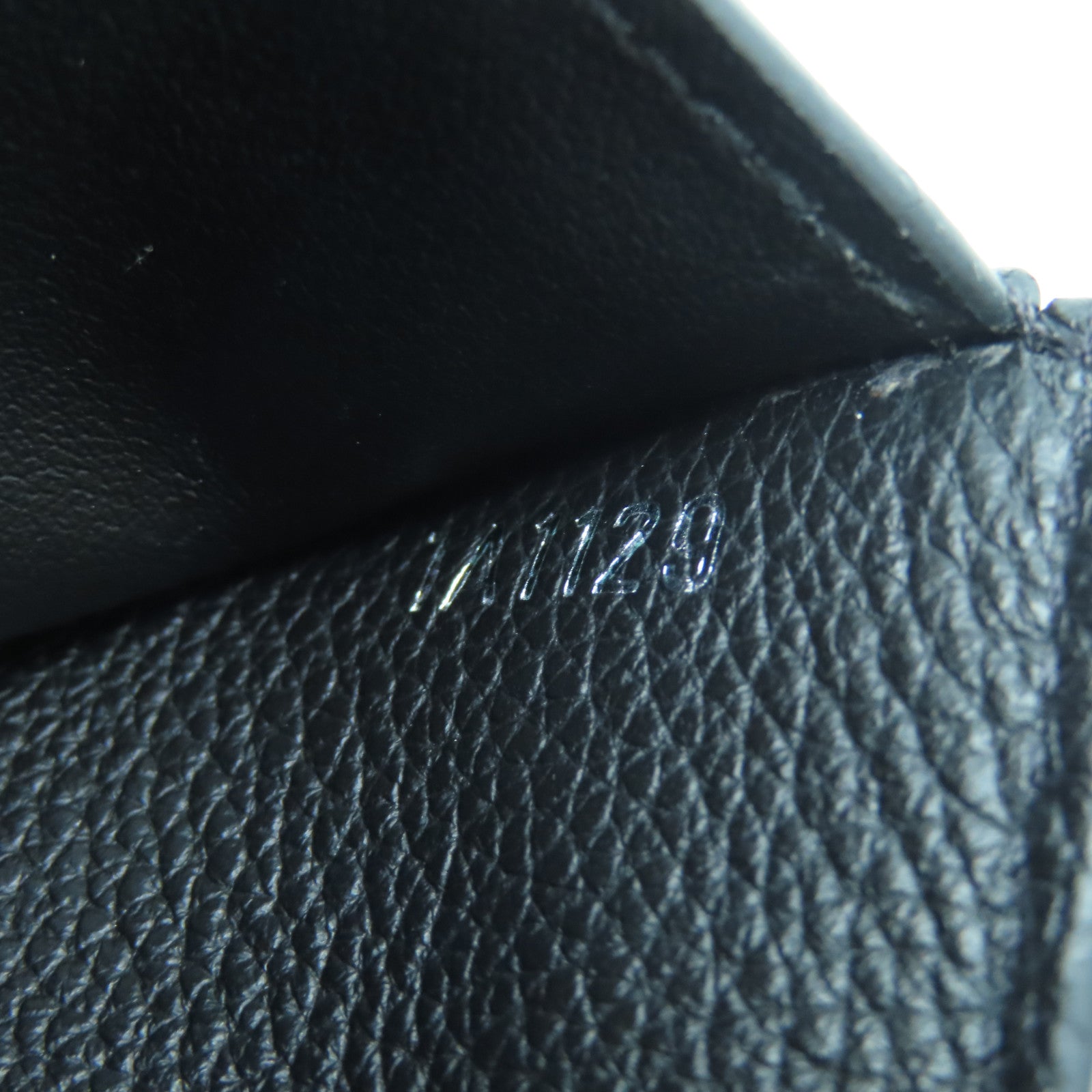 LOUIS VUITTON 【激減優惠】牛皮皮革Mylockme Compact Wallet銀扣錢包黑色