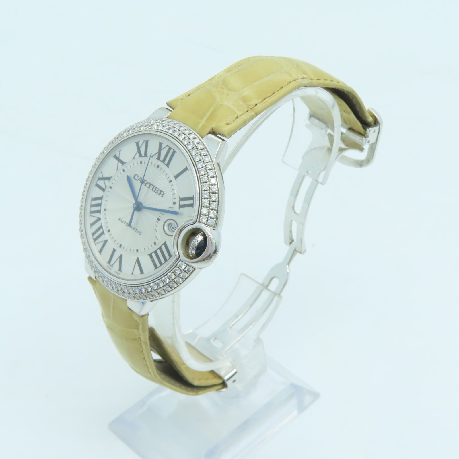 CARTIER 【激減優惠】18K白金Ballon Blue鑽石皮革帶手錶自動機芯米色