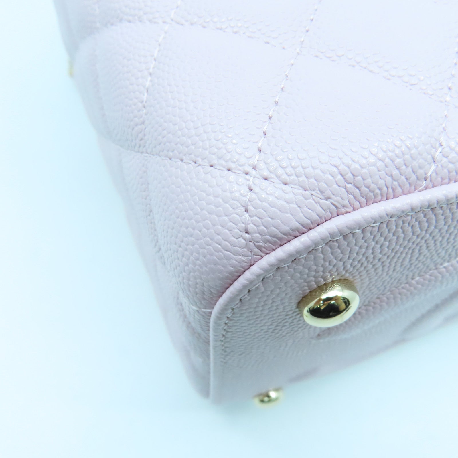 CHANEL 【激減優惠】菱格Caviar皮革Vanity Case金扣鏈帶肩背袋粉紅色