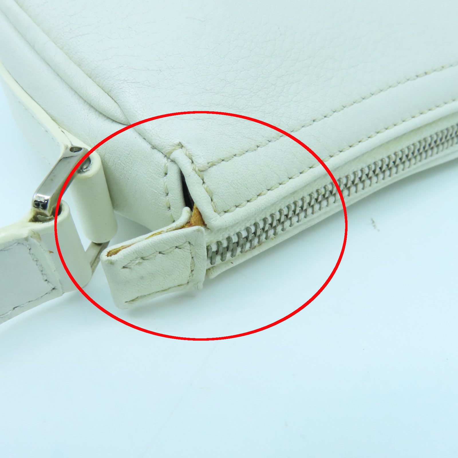 Dior cowhide leather Shoulder Bag silver buckle shoulder bag white