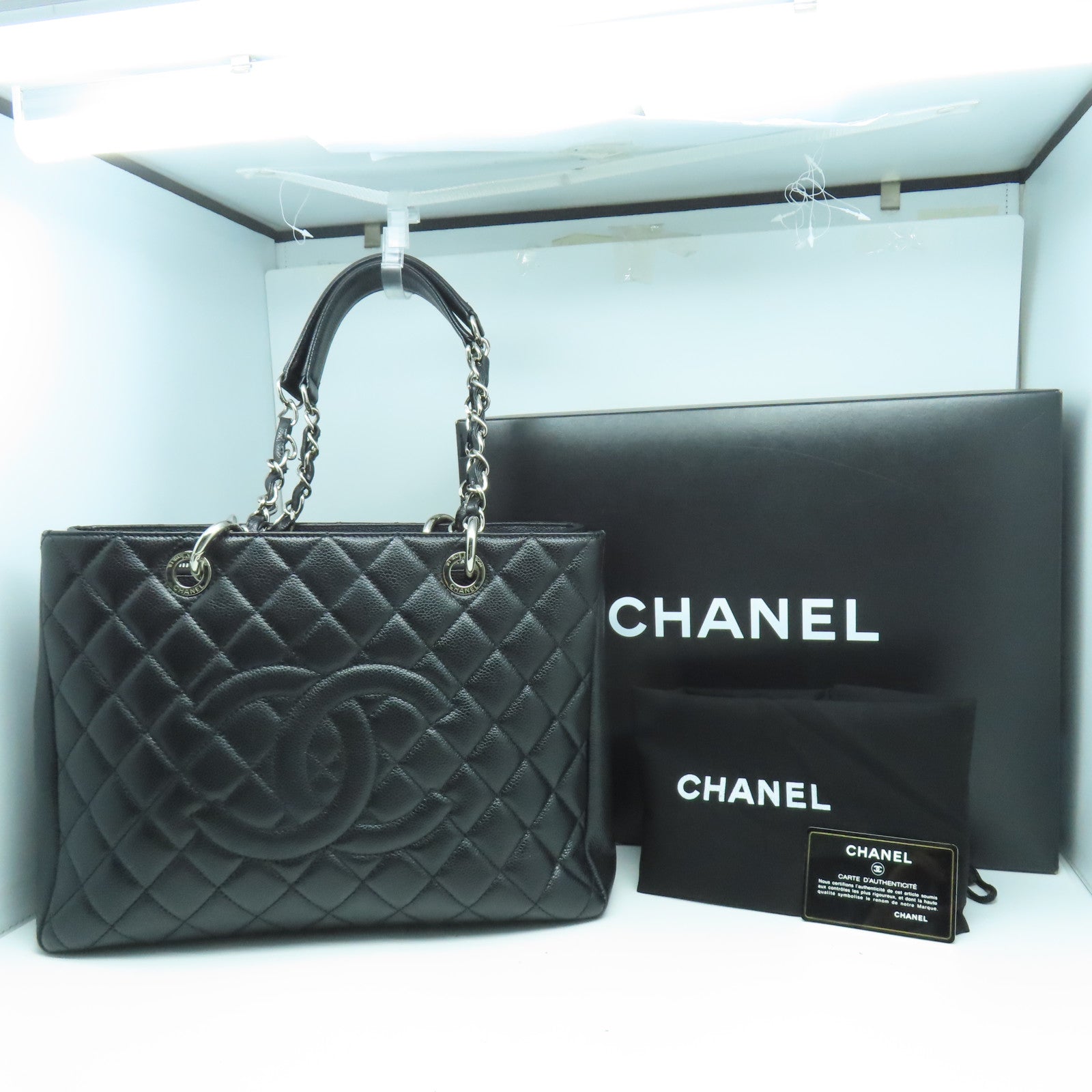 CHANEL 菱格Caviar皮革GST銀扣鏈帶肩背袋黑色