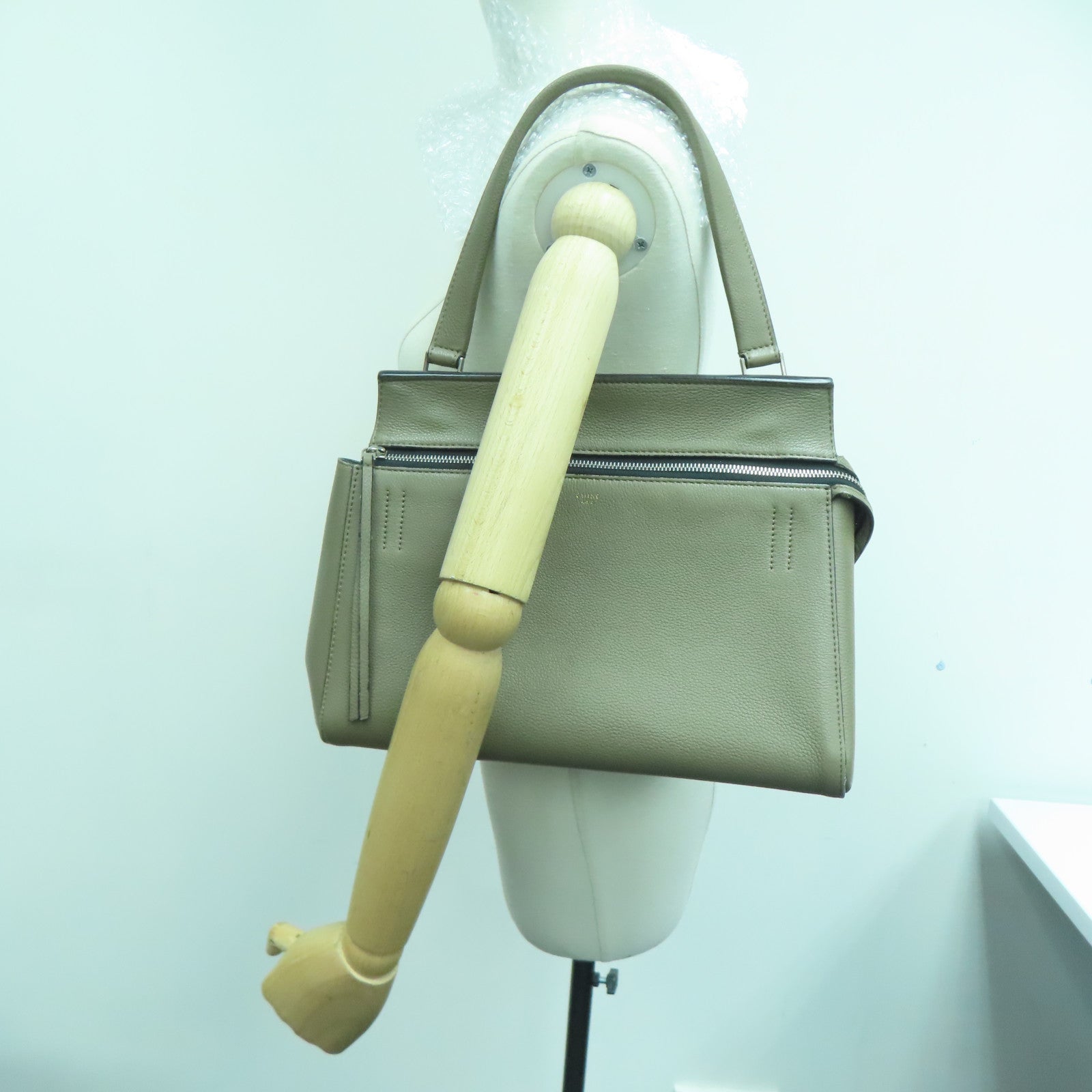 CELINE 牛皮皮革Shoulder Bag银扣肩背袋灰色