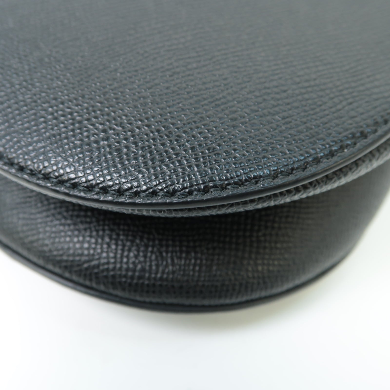 Dior 牛皮皮革Saddle Bag金扣手挽袋黒色