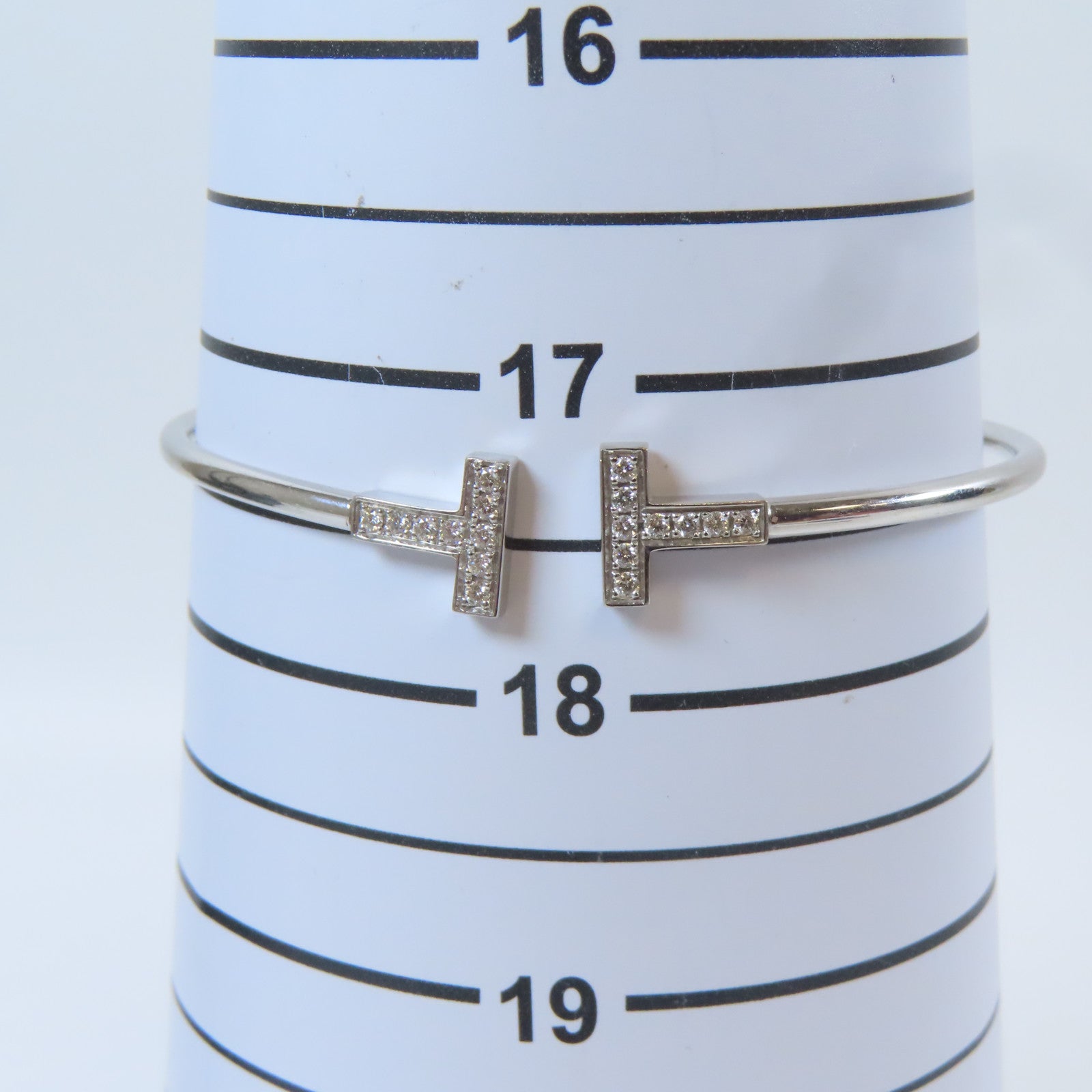 TIFFANY＆CO 18K白金T Wire手鐲銀色