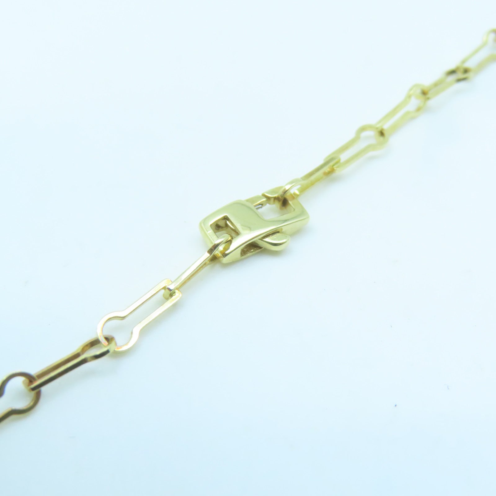 LOUIS VUITTON 18K Gold Necklace Necklace