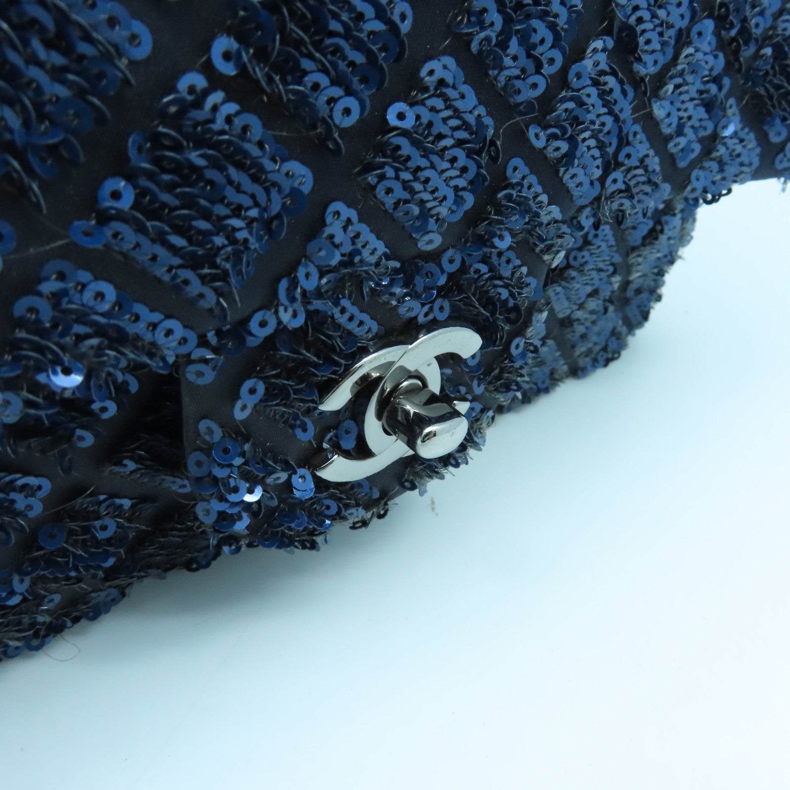 CHANEL Beaded Chain Shoulder Silver Buckle Chain Shoulder Bag Blue