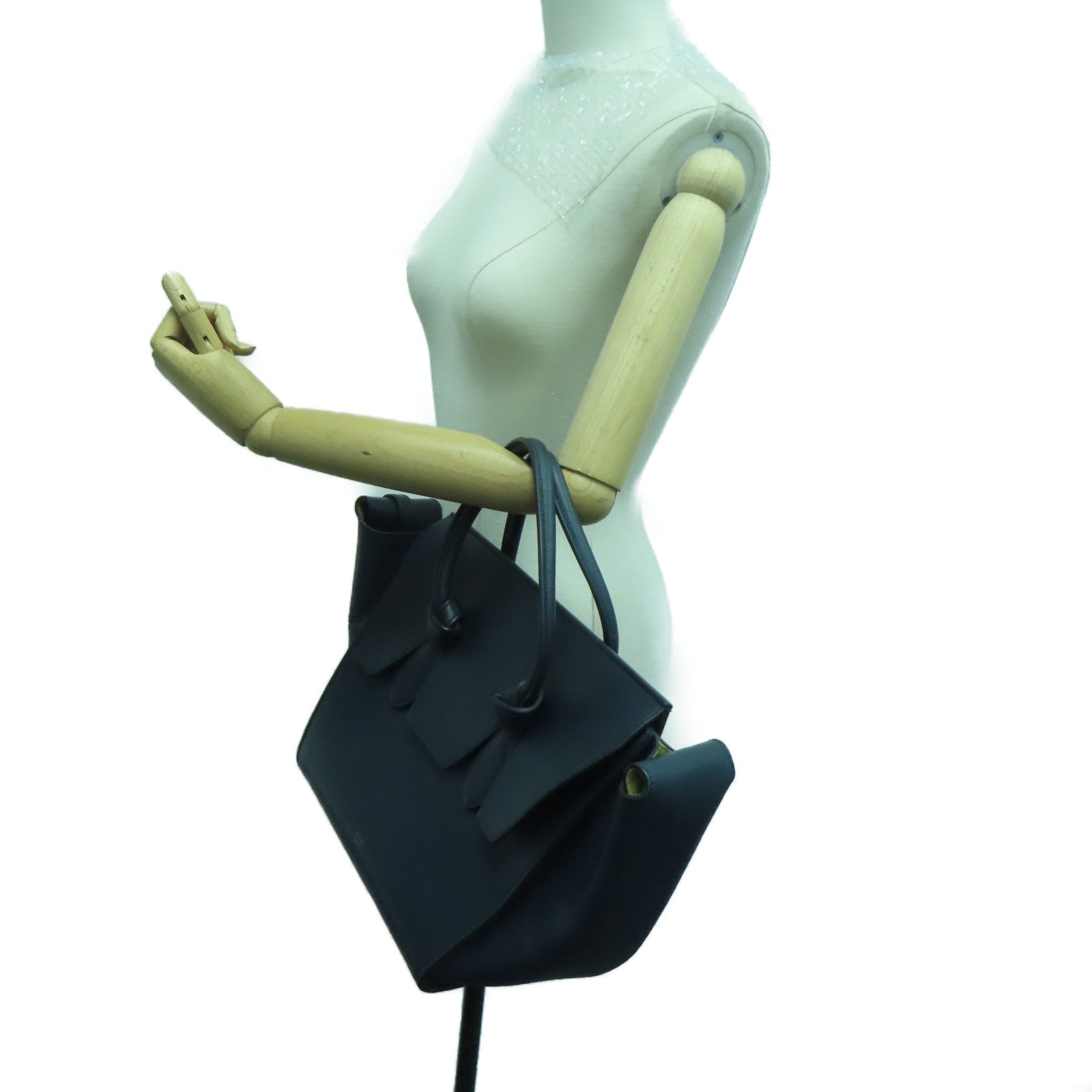 CELINE 牛皮皮革金扣肩背袋深藍色