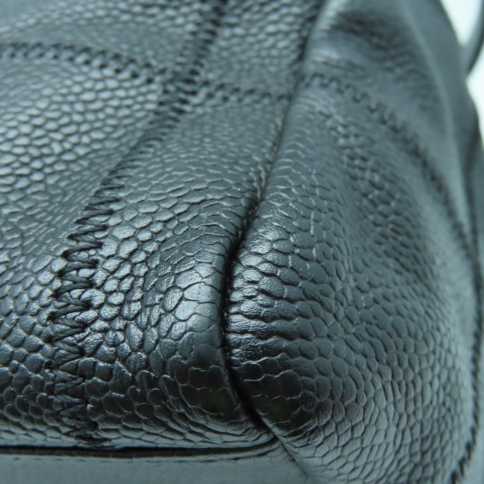 CHANEL 牛皮皮革Shoulder Bag銀扣肩背袋黑色