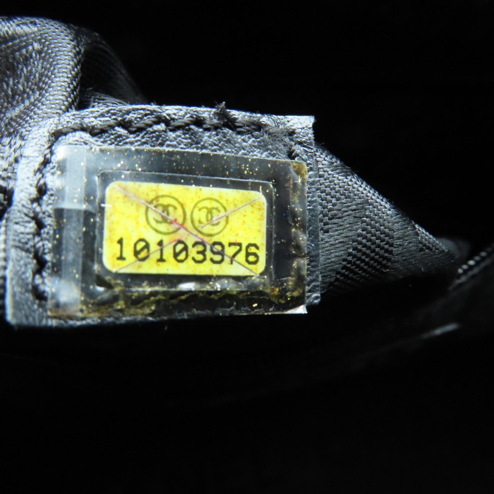 CHANEL 牛皮皮革Shoulder Bag銀扣肩背袋黑色