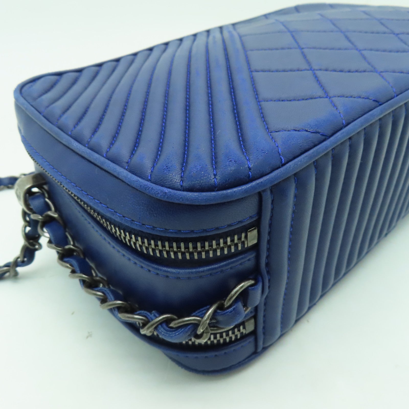 CHANEL 菱格牛皮皮革Coco Boy Camera Bag銀扣鏈帶肩背袋藍色