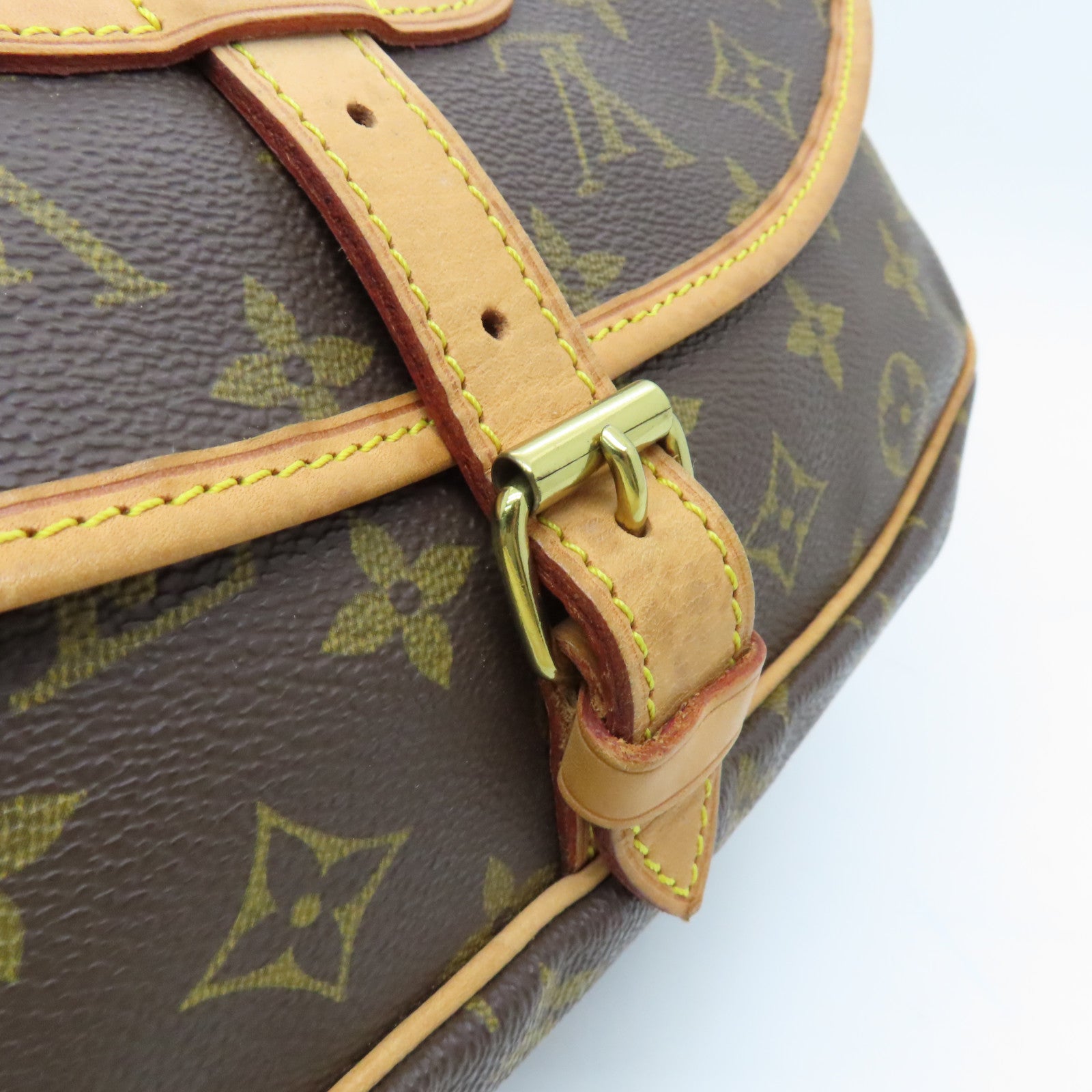 LOUIS VUITTON Monogram Saumur 30金扣肩背袋棕色