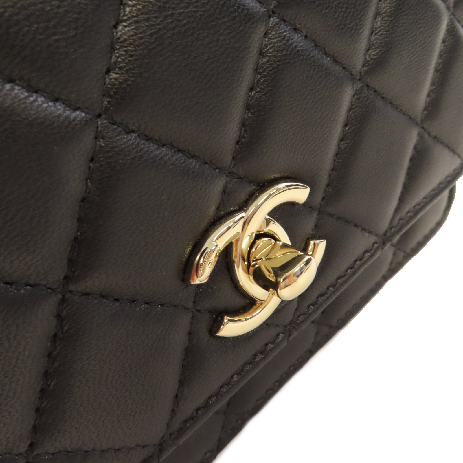 CHANEL 菱格羊皮皮革Trendy WOC Chain Shoulder Bag金扣鏈帶肩背袋黑色