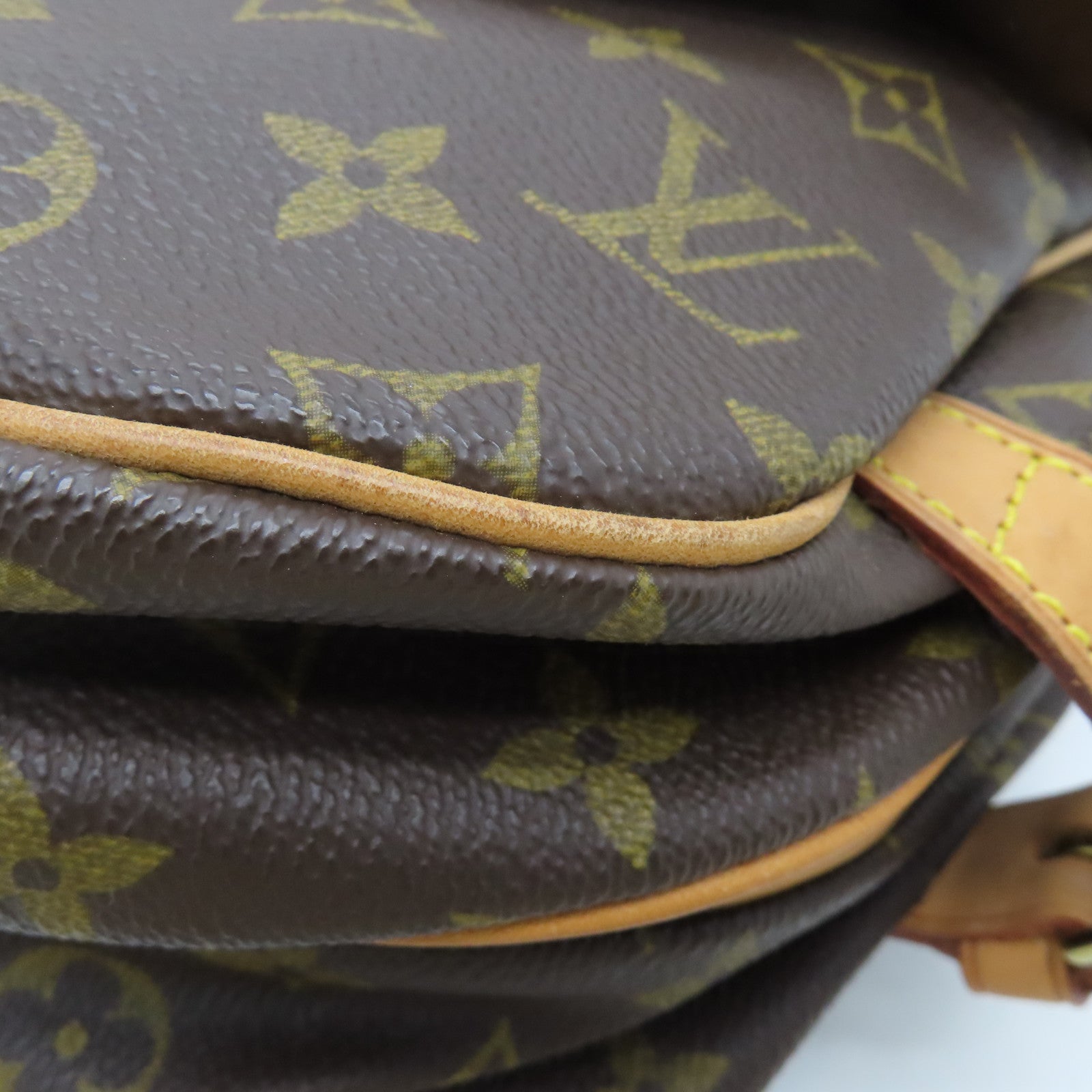 LOUIS VUITTON Monogram Saumur 30金扣肩背袋棕色