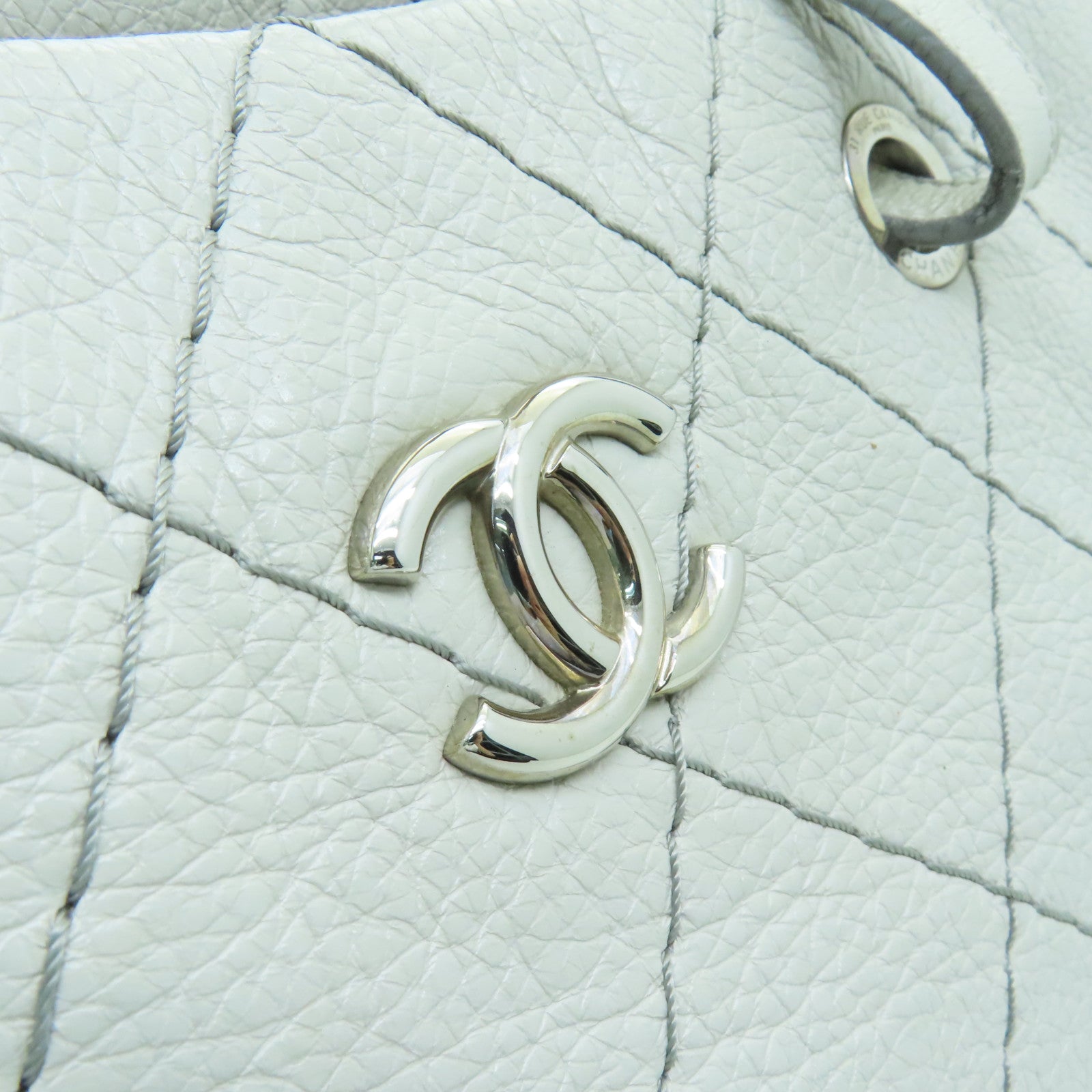 CHANEL 菱格牛皮皮革Totebag銀扣肩背袋手挽袋米色
