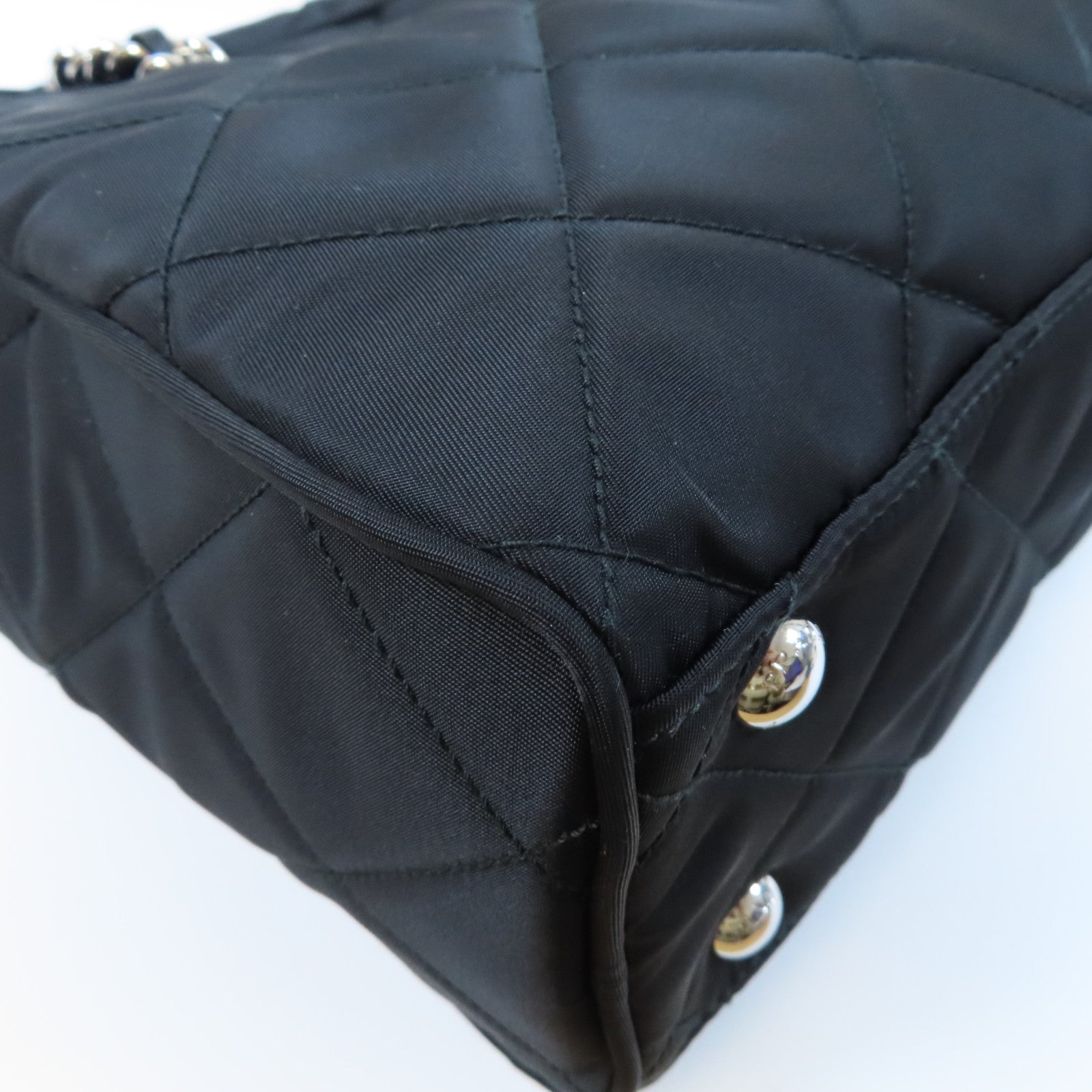 PRADA 菱格尼龍Shoulder Bag銀扣肩背袋黑色