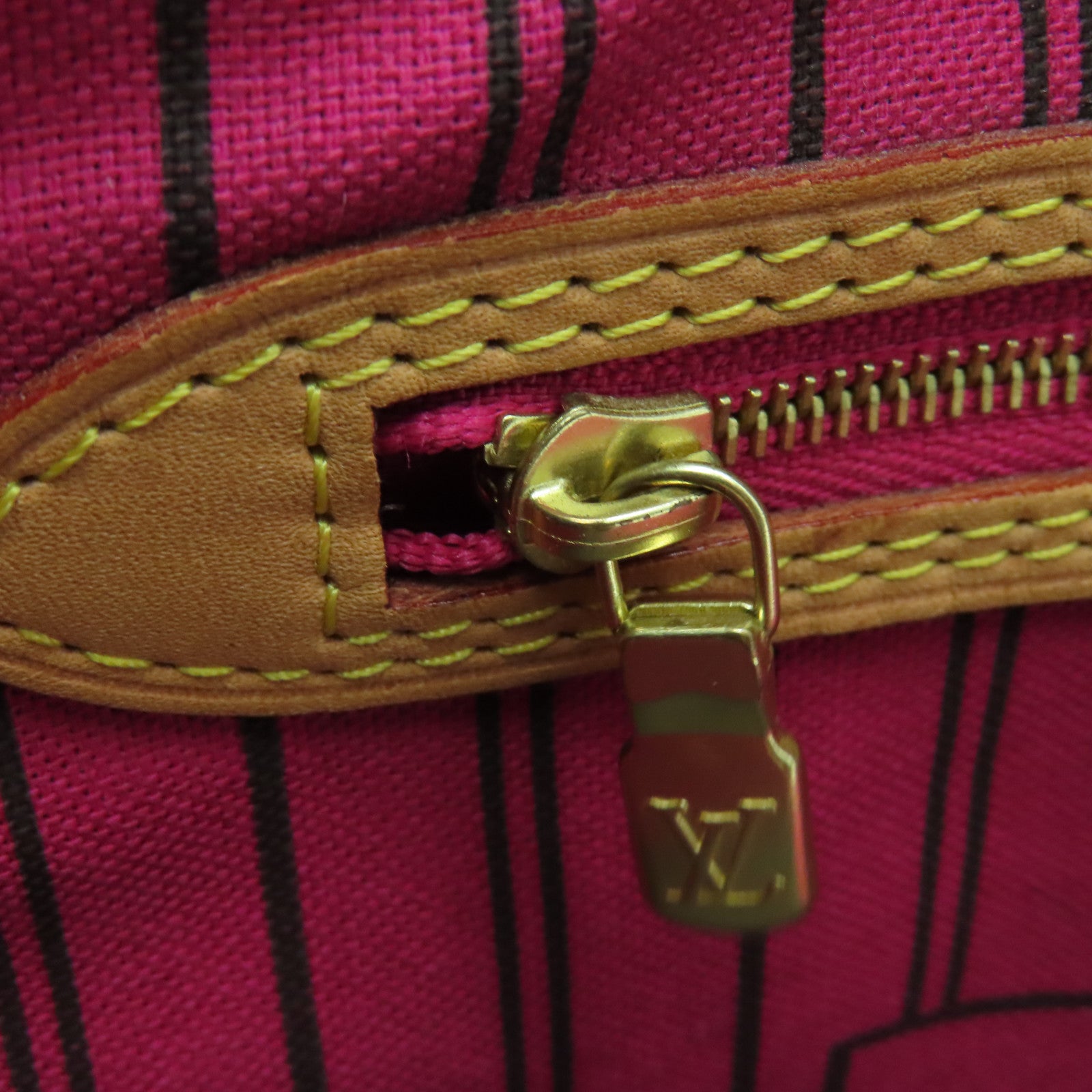 LOUIS VUITTON Monogram Neverfull MM金扣手挽袋啡色