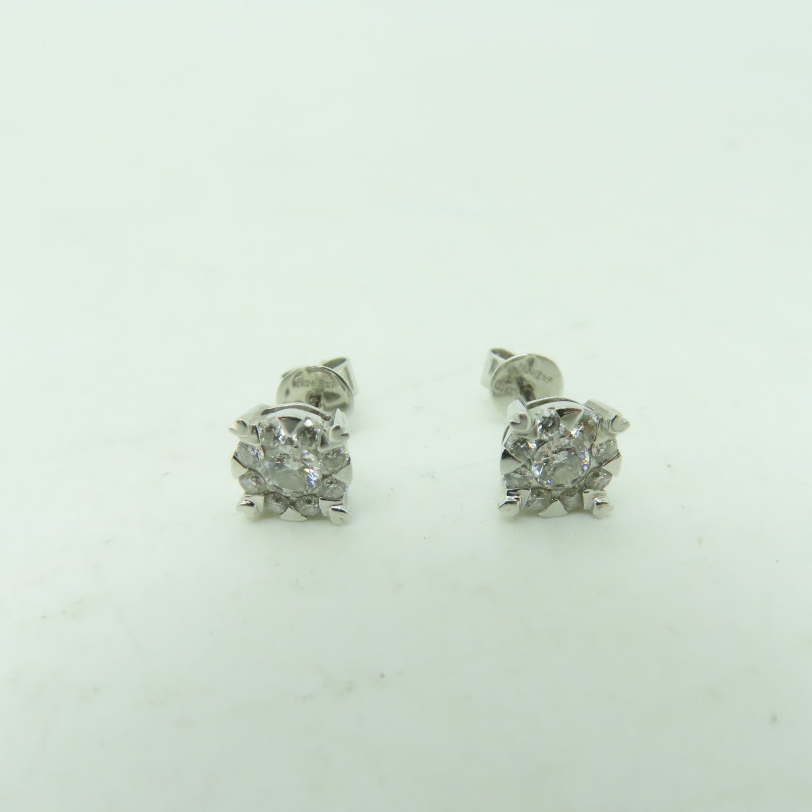 JEWELRY 18K白金Diamond Earrings 0.24ct/0.24ct鑽石耳環