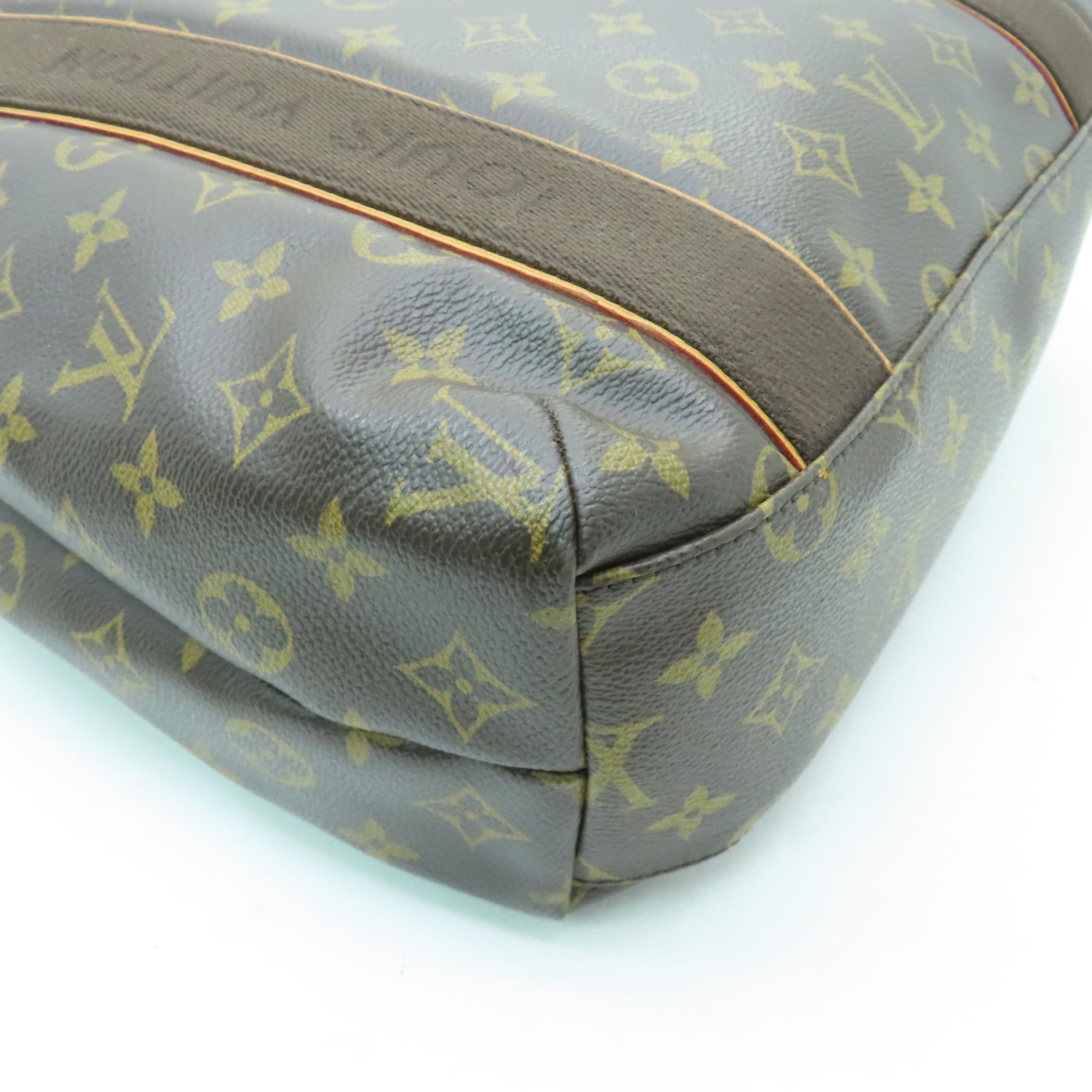 LOUIS VUITTON Monogram Beaubourg金扣手挽袋啡色