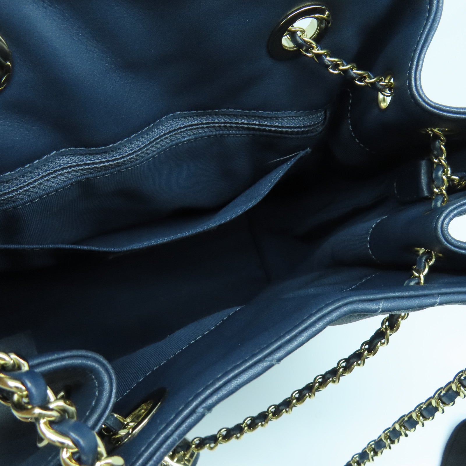 CHANEL 【激減優惠】斜紋牛皮皮革Drawstring Bag金扣鏈帶肩背袋深藍色