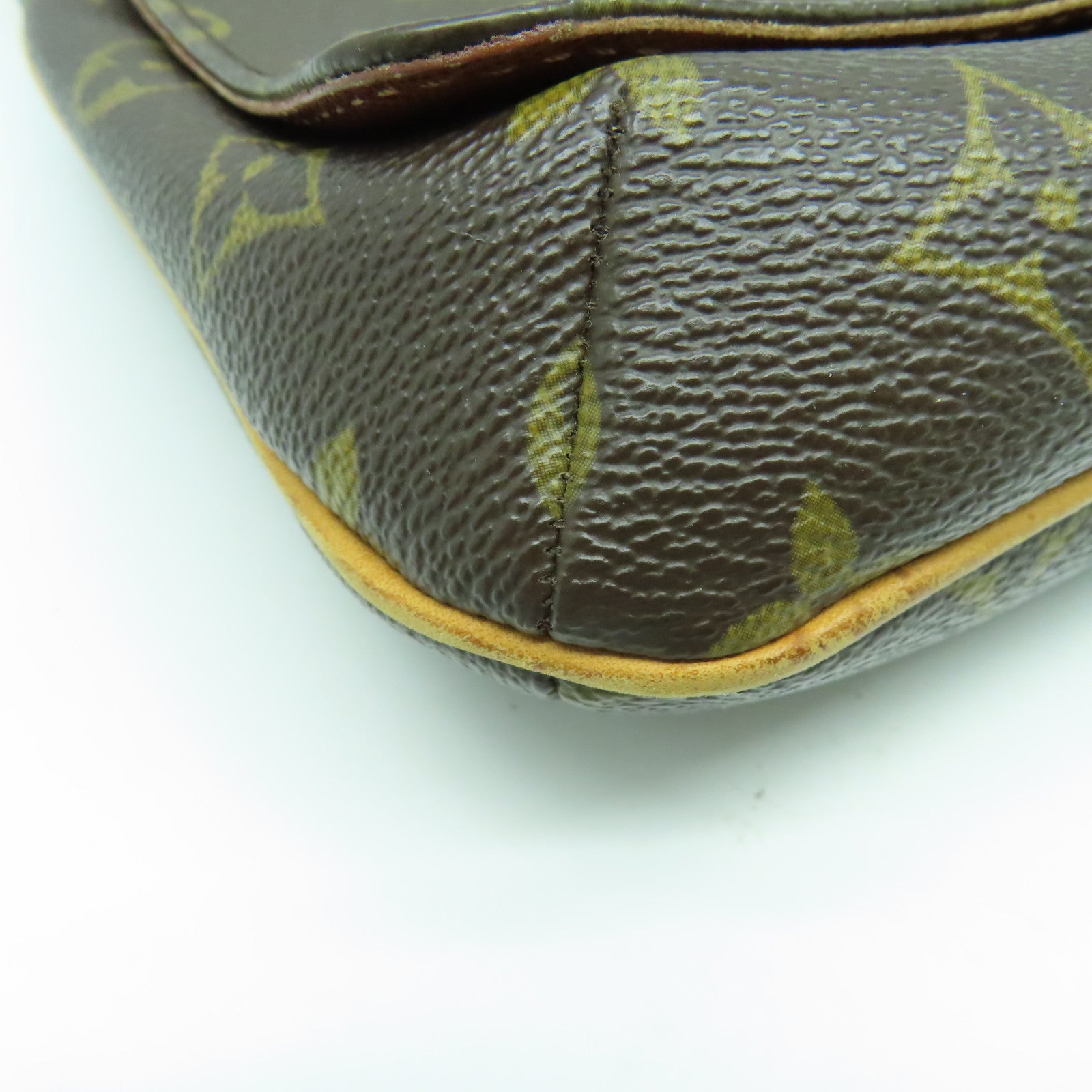 LOUIS VUITTON Monogram Musette Tango金扣肩背袋啡色