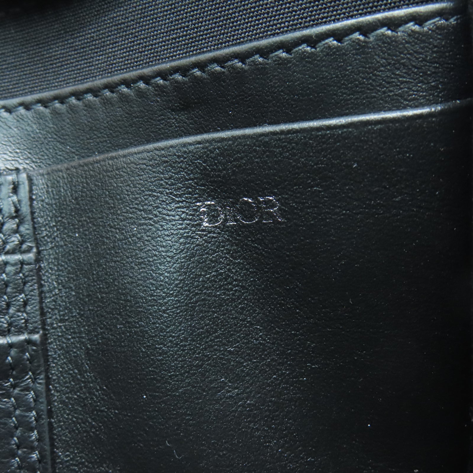 Dior 帆布Pouch With Strap銀扣肩背袋黑色/棕色