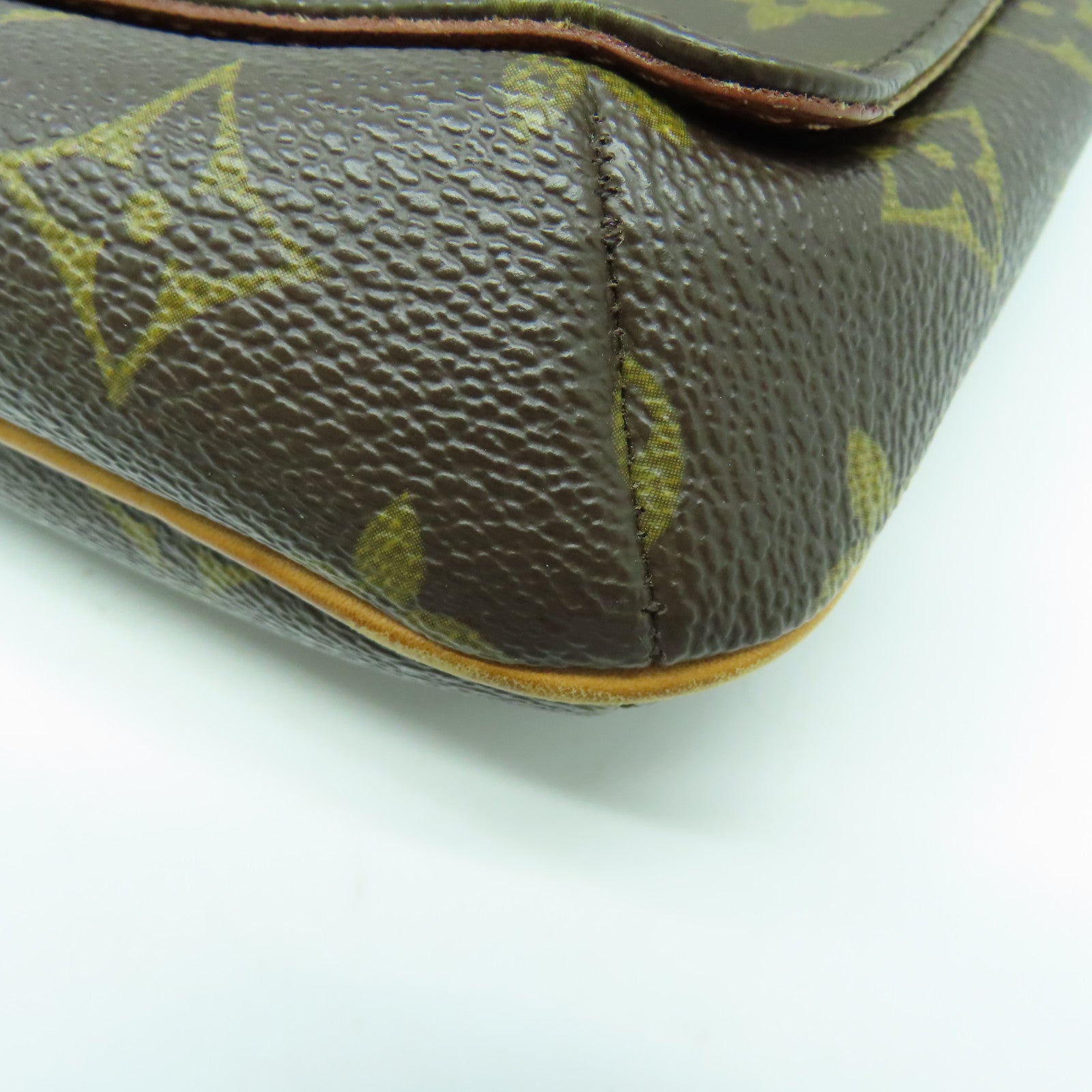 LOUIS VUITTON Monogram Musette Tango金扣肩背袋啡色