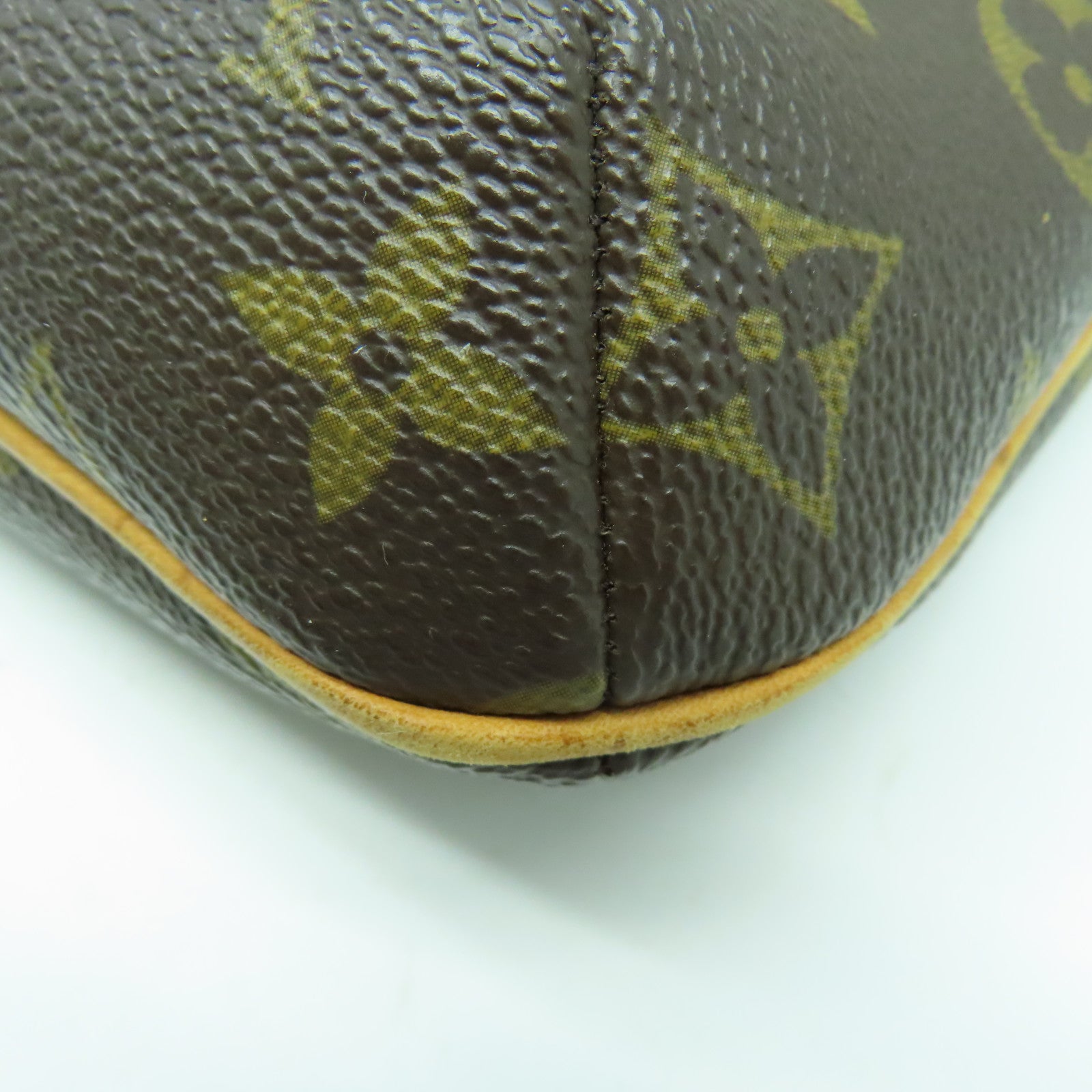 LOUIS VUITTON Monogram Musette Tango金扣肩背袋啡色