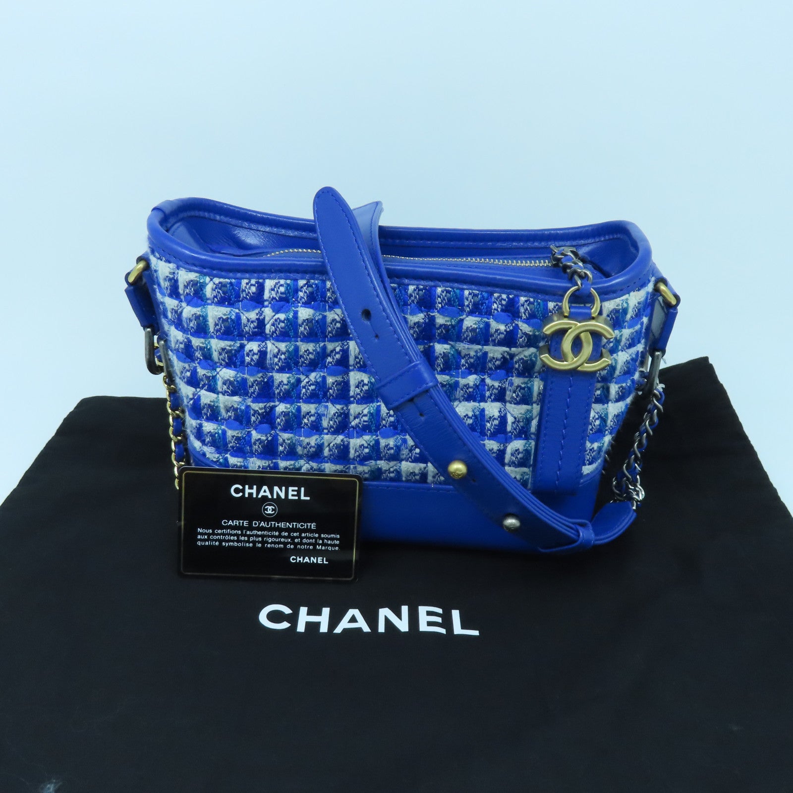 CHANEL tweed Gabrielle gold buckle / silver buckle chain shoulder bag blue