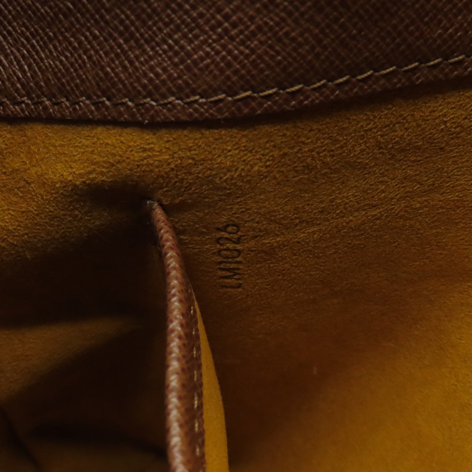 LOUIS VUITTON Monogram Musette Tango金扣肩背袋啡色
