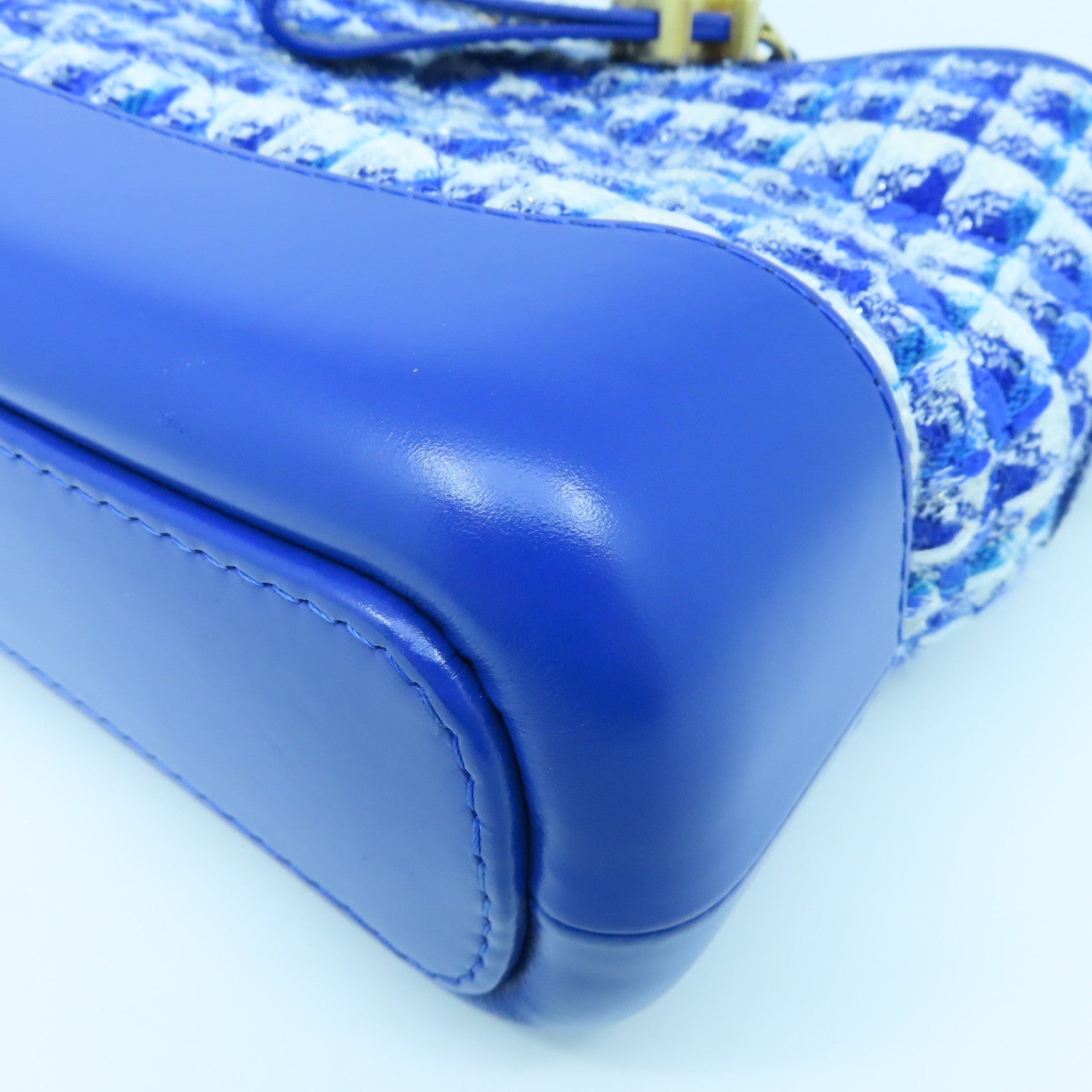 CHANEL tweed Gabrielle gold buckle / silver buckle chain shoulder bag blue