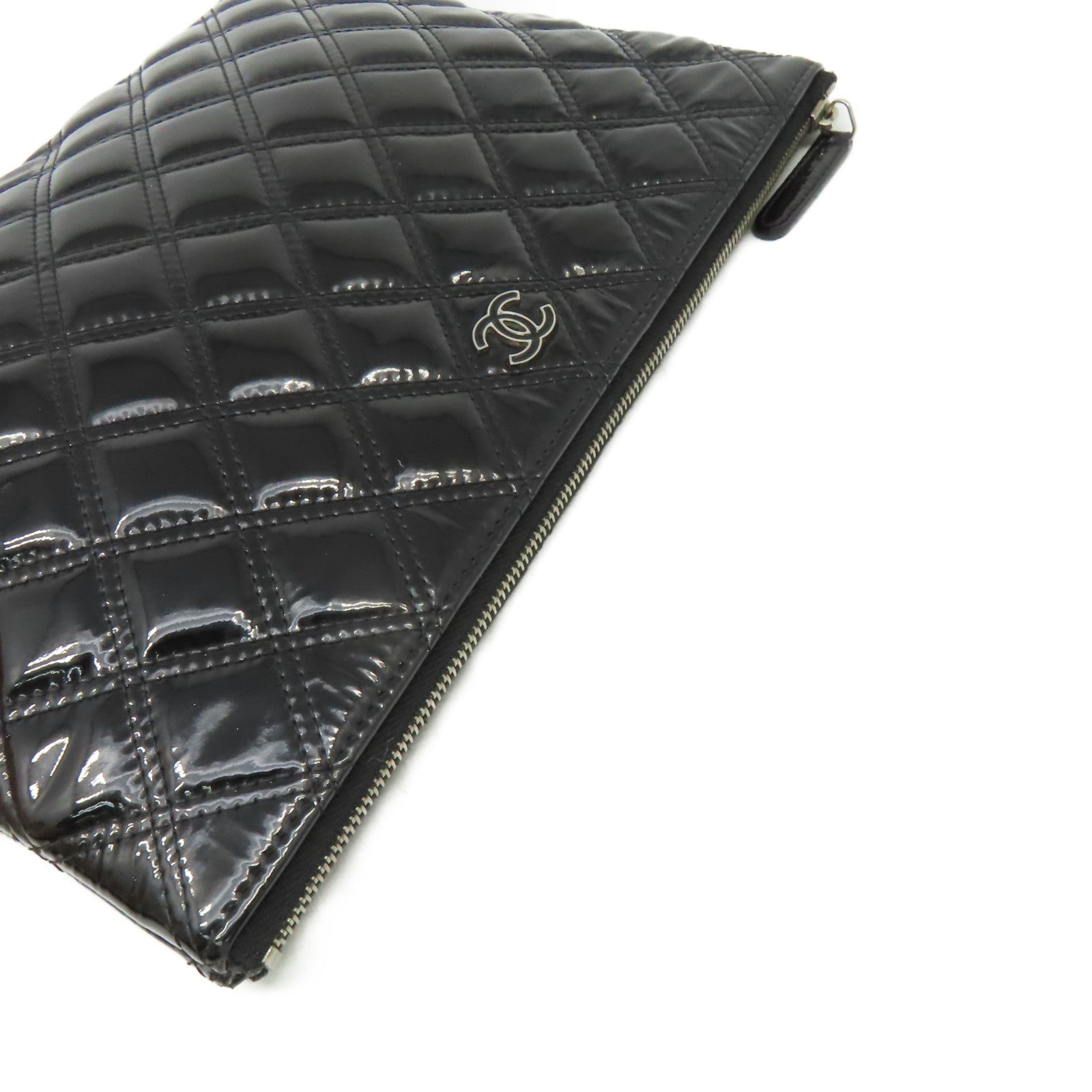 CHANEL 菱格漆皮Clutch銀扣手拿包黑色