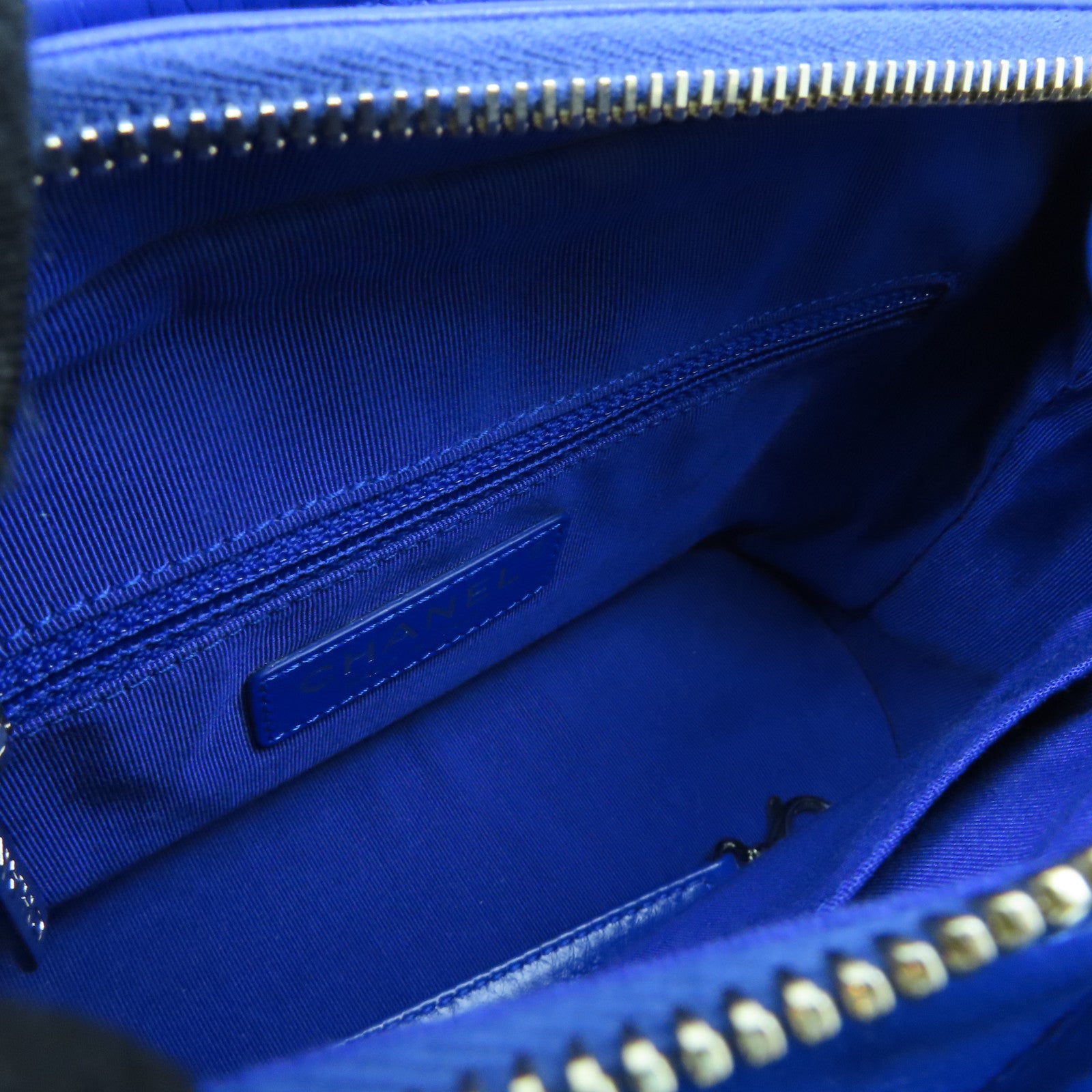 CHANEL tweed Gabrielle gold buckle / silver buckle chain shoulder bag blue