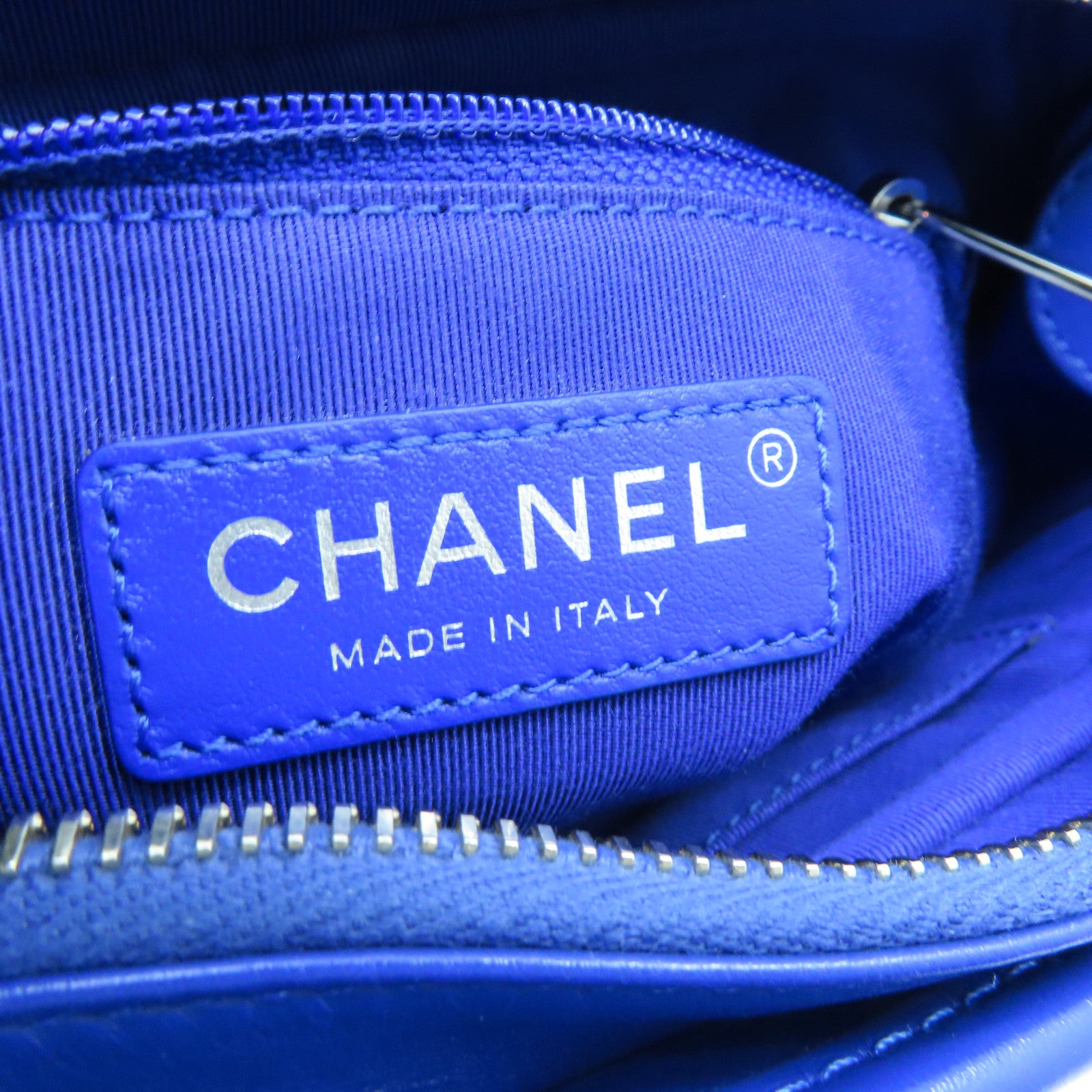 CHANEL tweed Gabrielle gold buckle / silver buckle chain shoulder bag blue