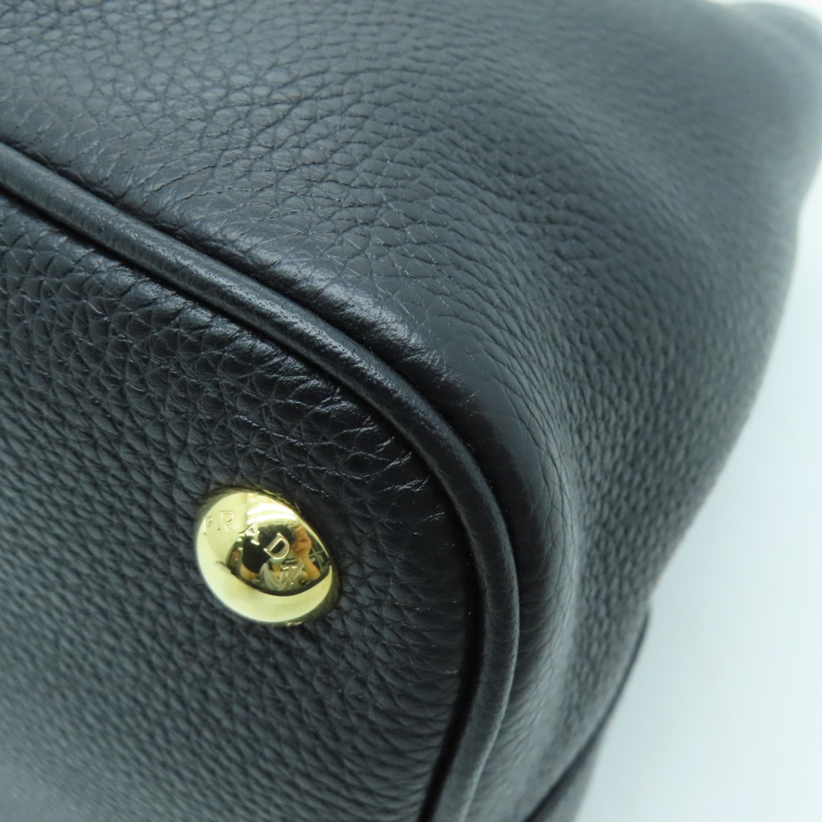 PRADA 牛皮皮革2 way Shoulder金扣手挽肩背兩用袋黑色