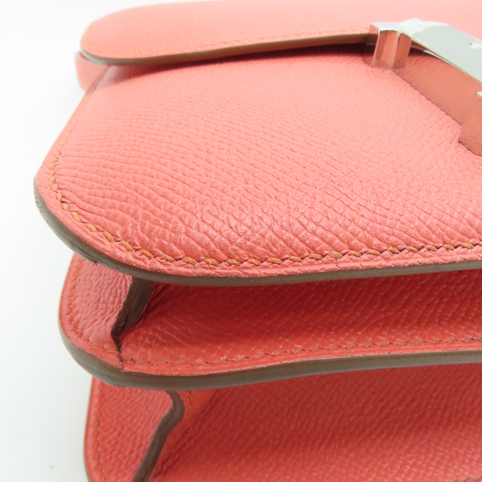 HERMES Epsom皮革Constance 24银扣肩背袋Flamingo